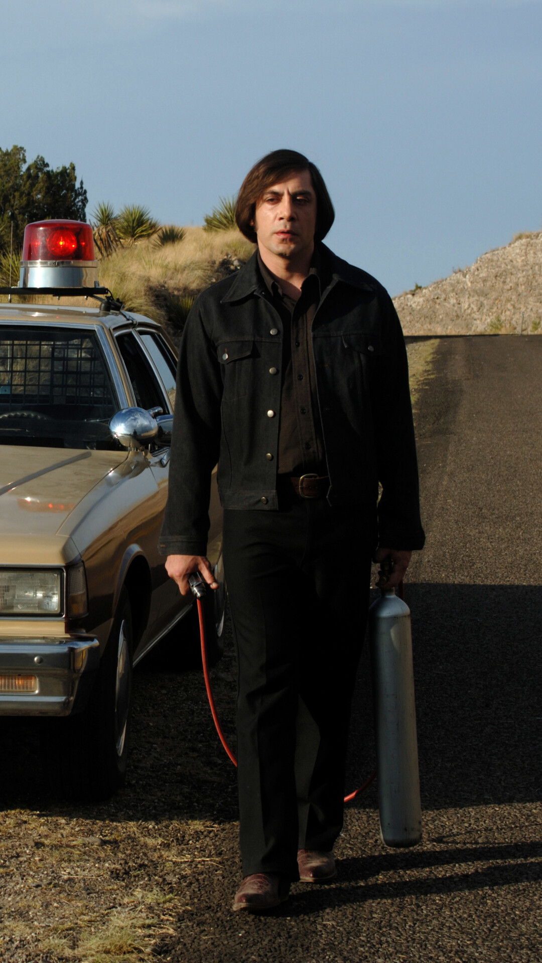 No Country For Old Men, Movie masterpiece, Gripping storytelling, Chilling suspense, 1080x1920 Full HD Phone