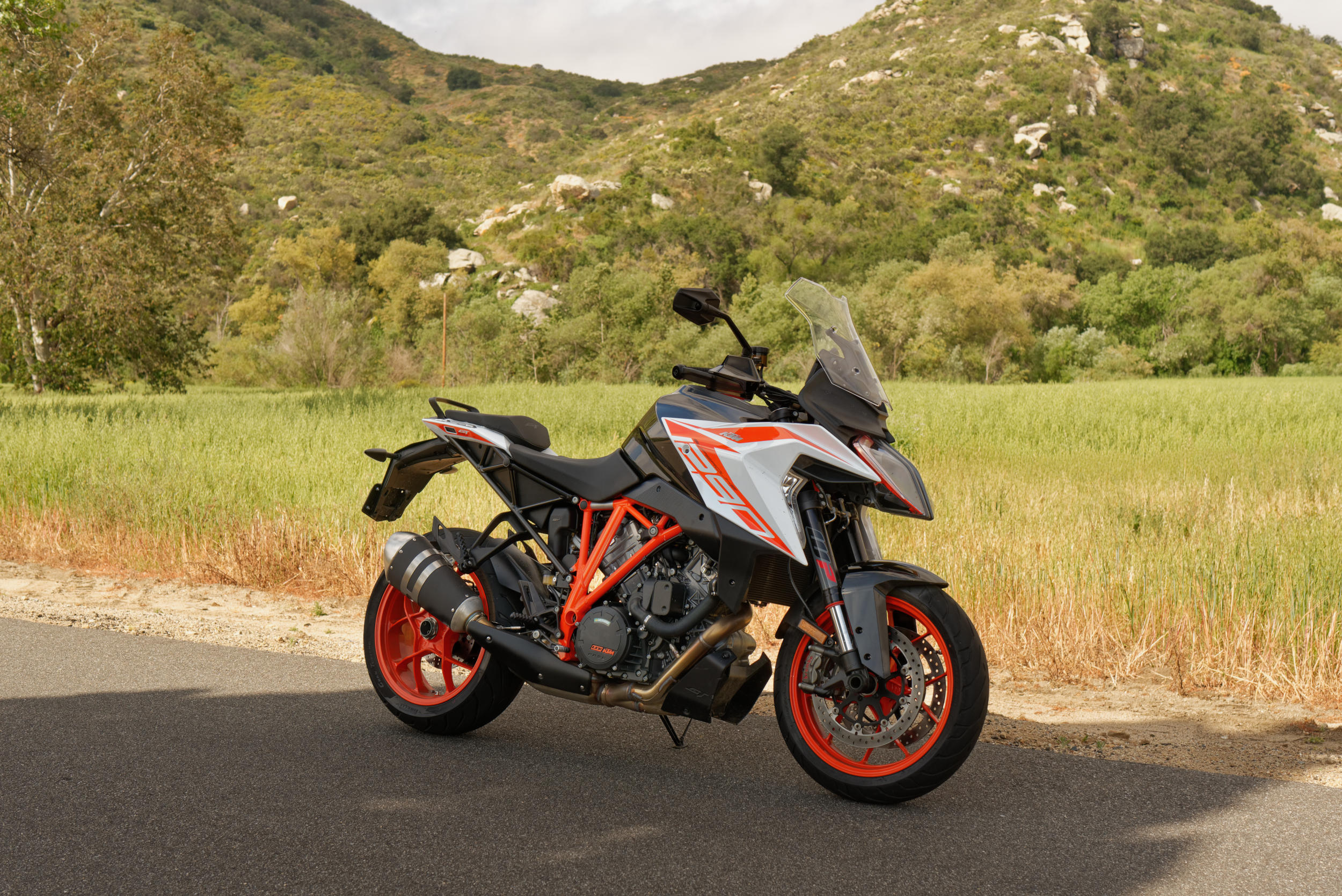 KTM 1290 Super Duke GT, 2019 model review, Motorcycle news editorials, Expert ride review, 2500x1670 HD Desktop