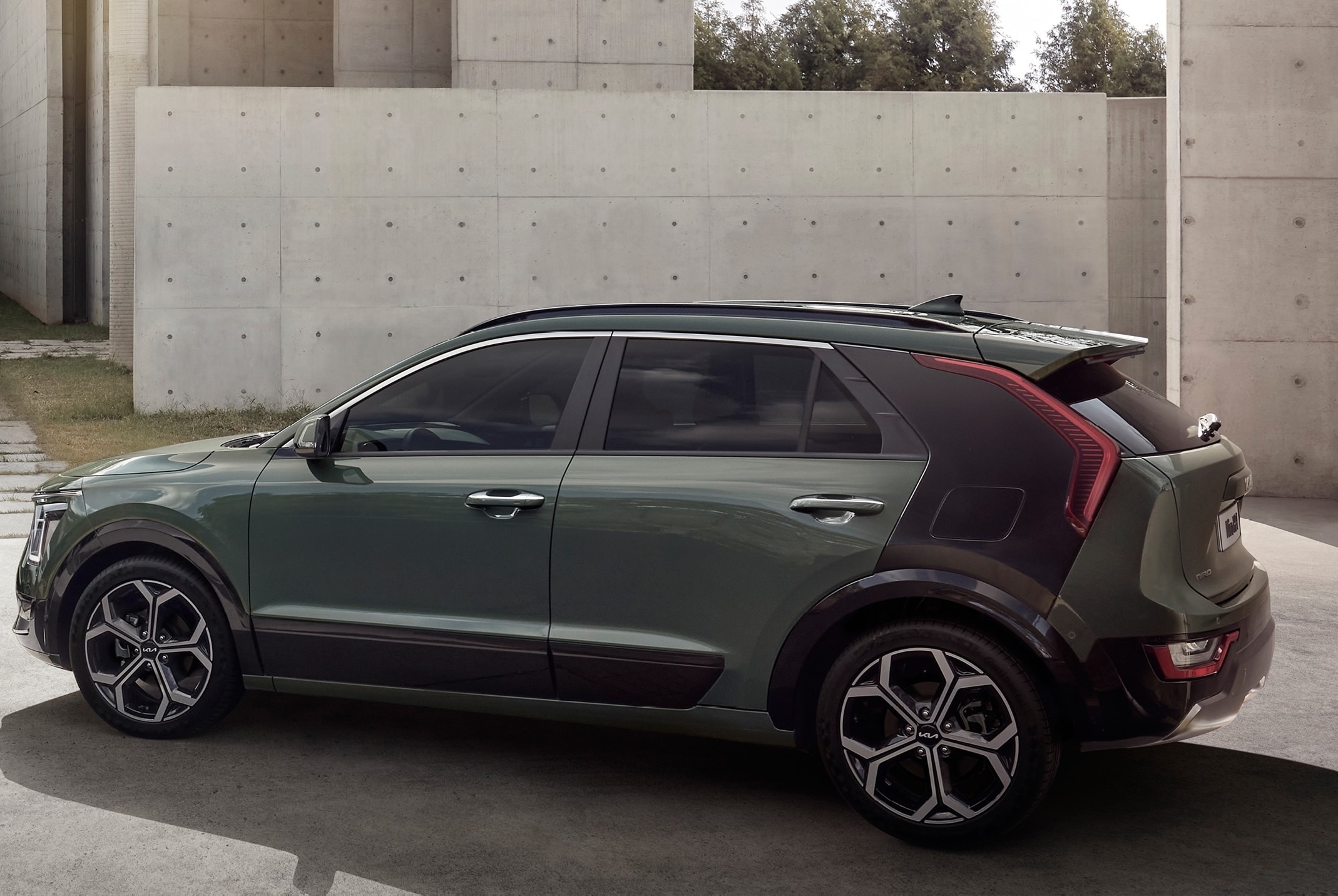 Kia Niro, New model release, Cutting-edge features, Innovative design, 2140x1440 HD Desktop