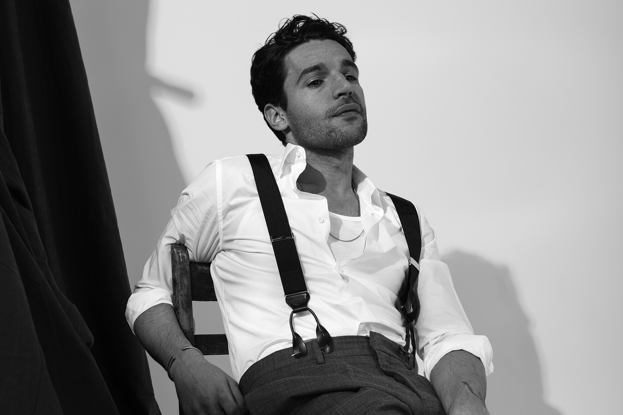 Christopher Abbott, Star turn in Catch 22, WWD, 2050x1370 HD Desktop