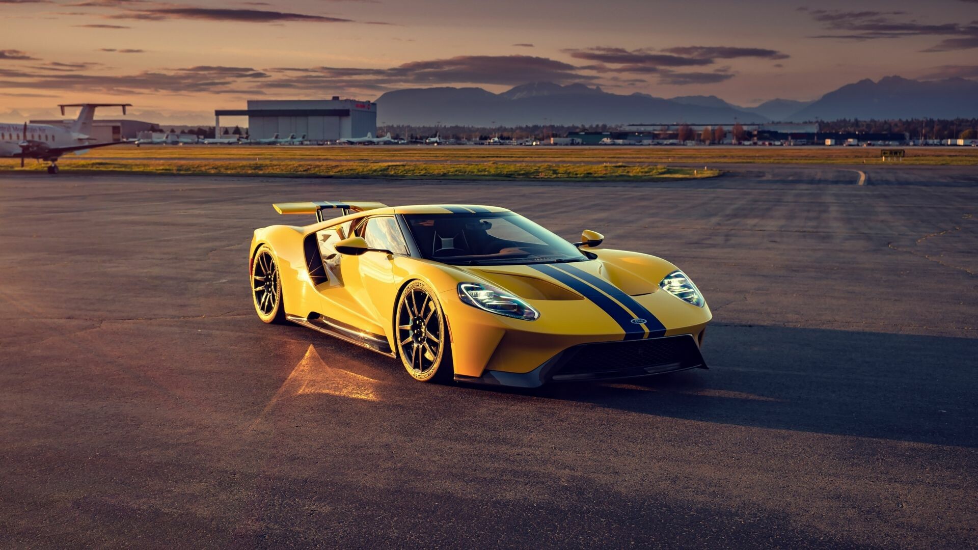 Yellow Ford GT 2020, HD image, Striking background, Attention-grabbing design, 1920x1080 Full HD Desktop