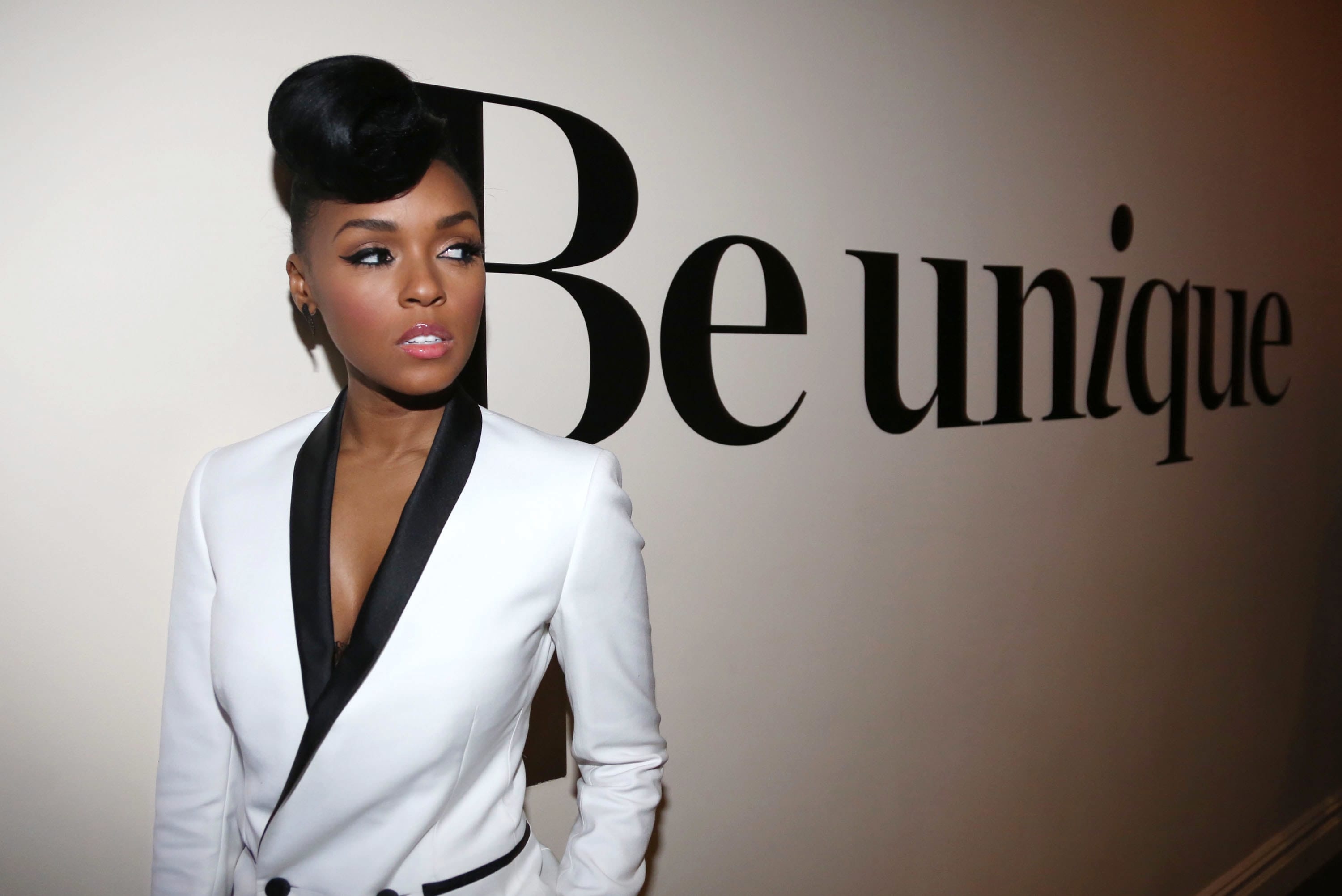 Janelle Monae music career blessing disguise, 3000x2010 HD Desktop