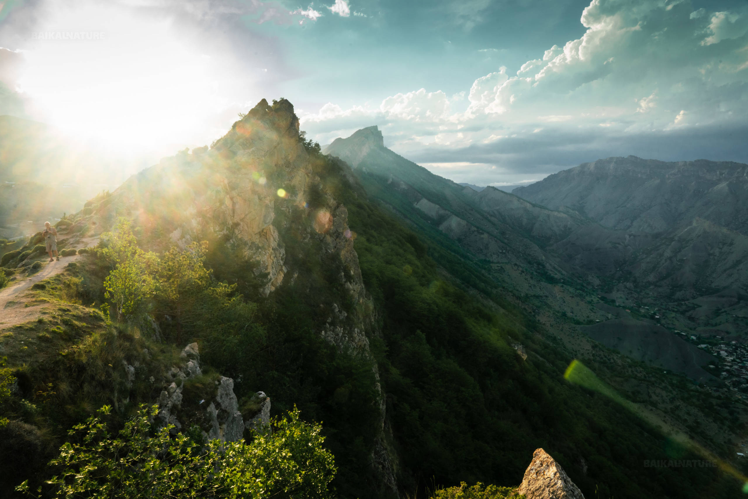 Altai Mountains, Trekking and horse riding, Adventure tours, Travels, 2560x1710 HD Desktop