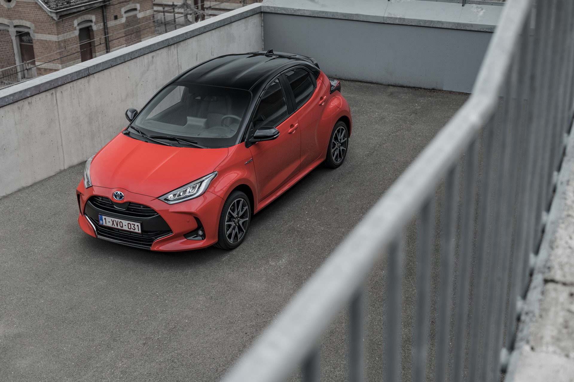 2020 Model Top View, Toyota Yaris Wallpaper, 1920x1280 HD Desktop