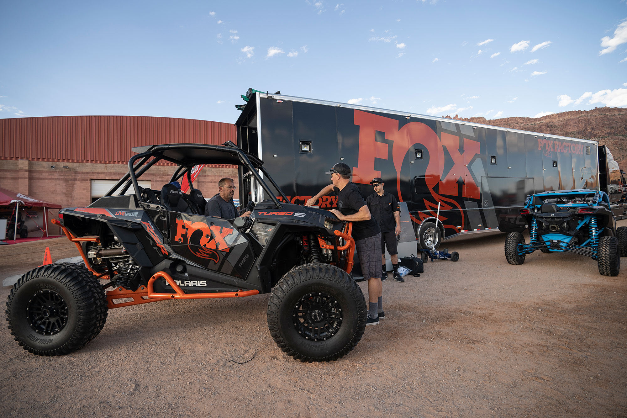 UTV AM Shocks | FOX 2000x1340