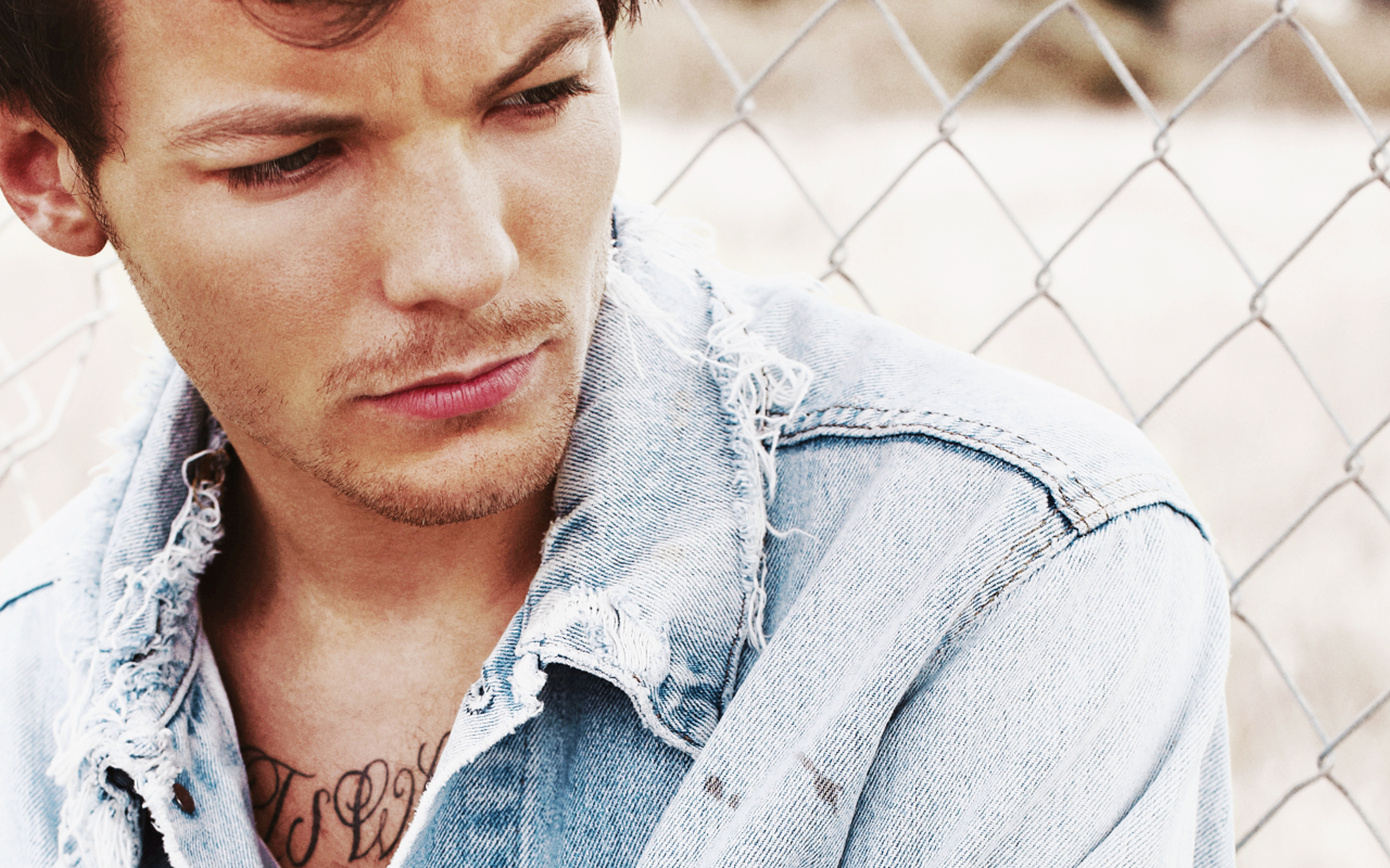 Fabulous magazine feature, Louis Tomlinson wallpaper, 2880x1800 HD Desktop