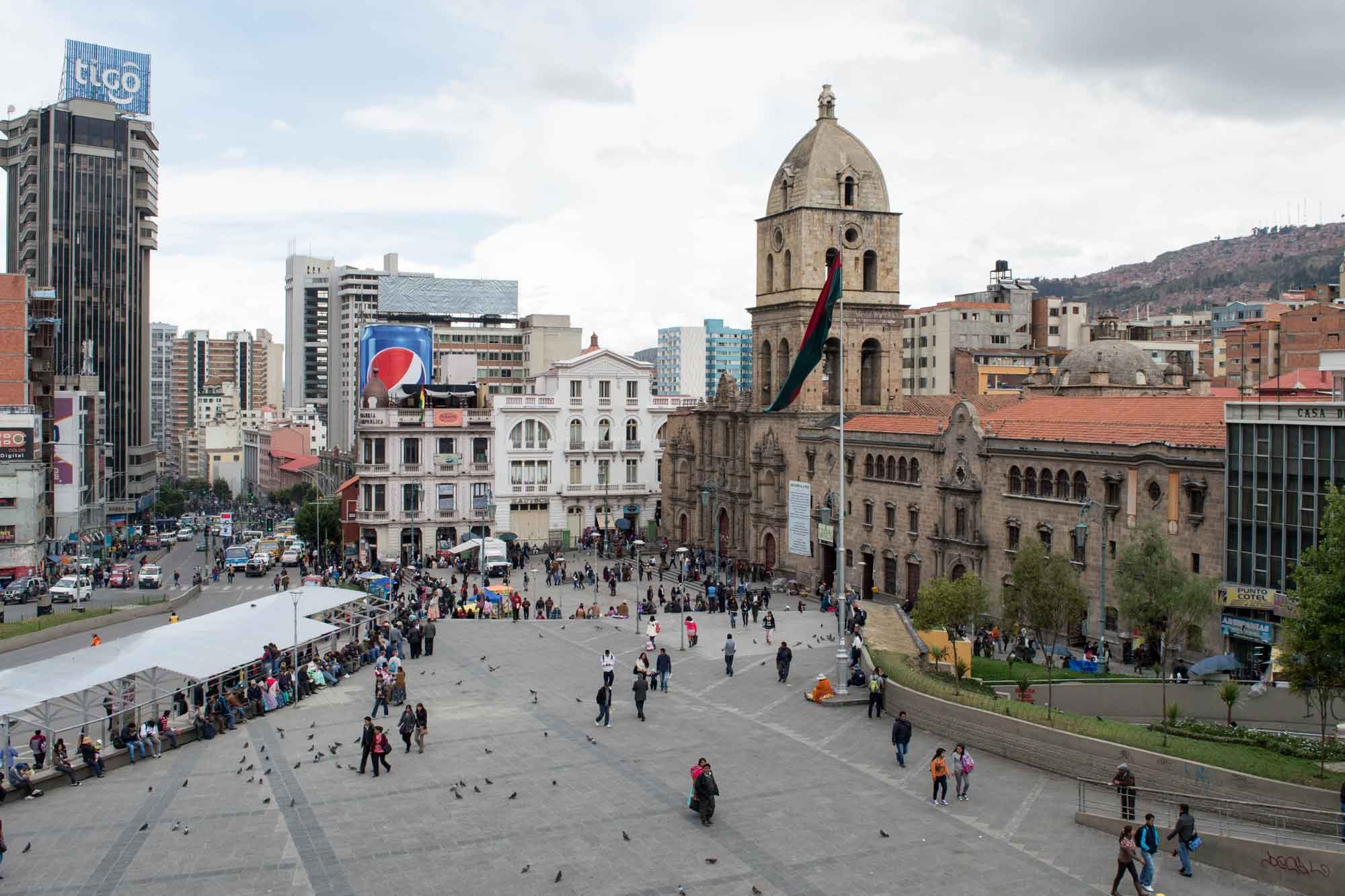 La Paz, Bolivia's unusual activities, Must-visit attractions, Adventurous experiences, 2000x1340 HD Desktop