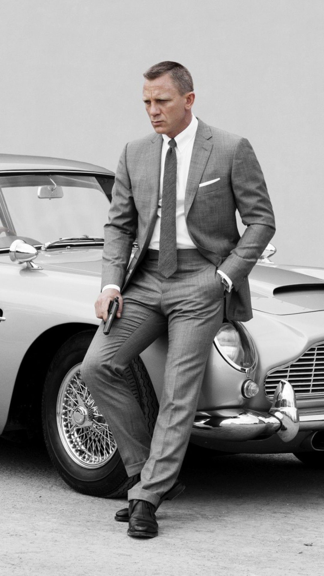 Daniel Craig, 4K Wallpapers, Backgrounds, 1080x1920 Full HD Phone