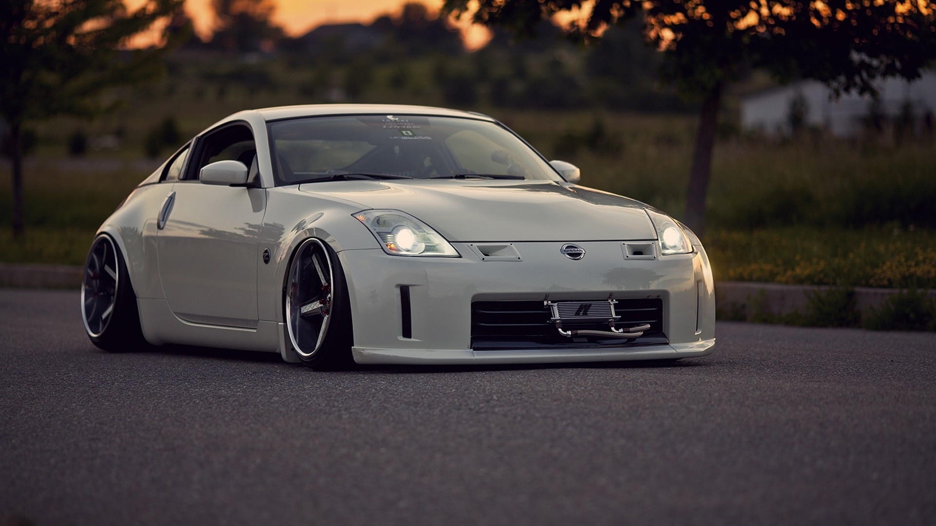 Nissan 350Z stance, JDM Hellaflush wallpaper, Automotive customization, Modified ride aesthetics, 1920x1080 Full HD Desktop