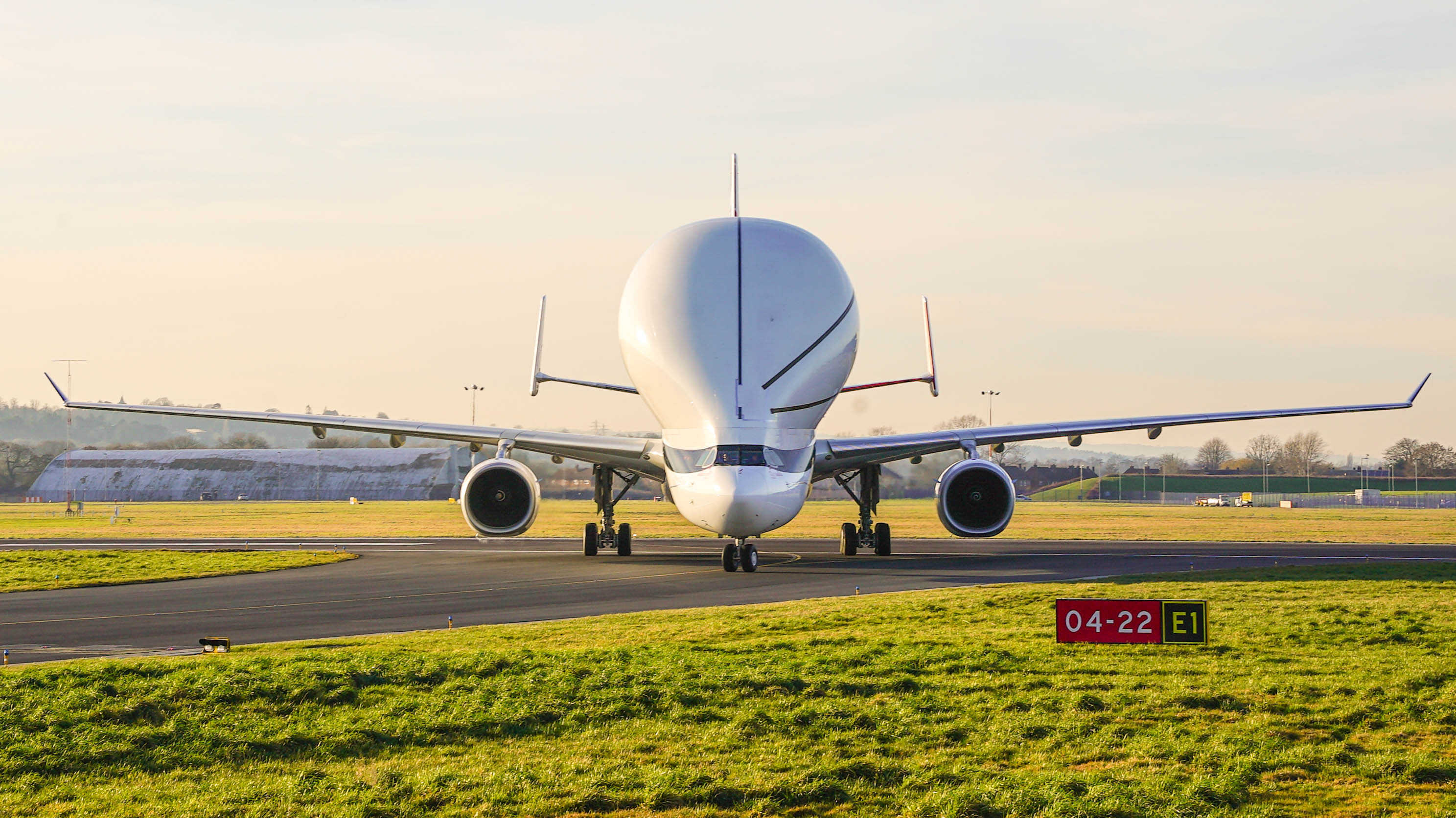 Airbus Beluga, Beluga XL, 2980x1680 HD Desktop