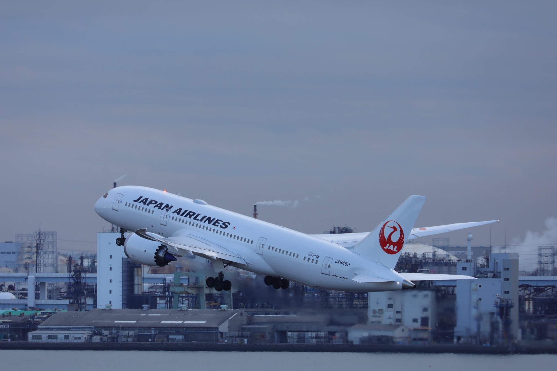 Japan Airlines, Retiring aircraft, Boeing 777, Pratt & Whitney, 1920x1280 HD Desktop