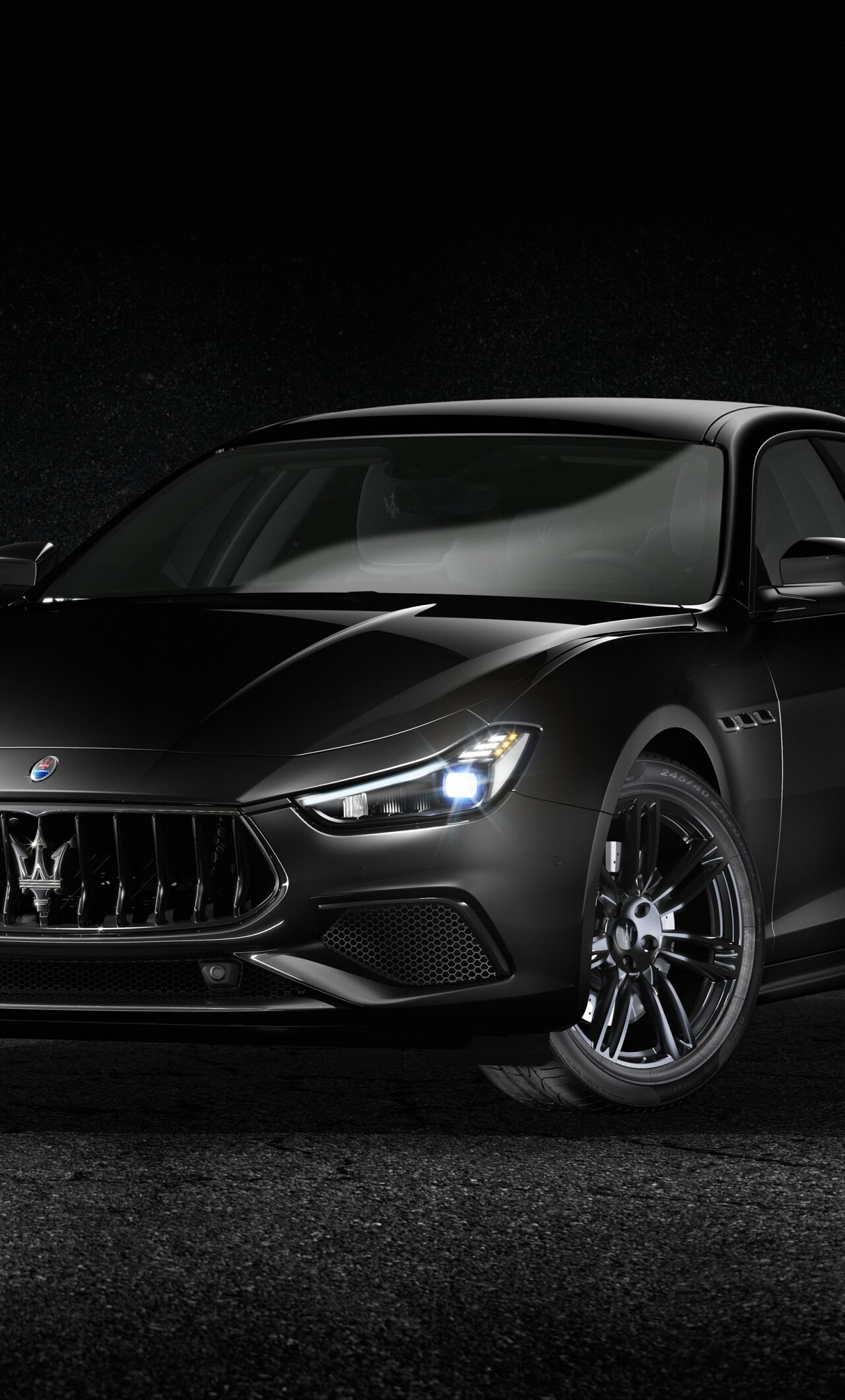 Maserati Ghibli S Q4, Nerissimo edition, Geneva Motor Show, Sleek and powerful, 1280x2120 HD Phone