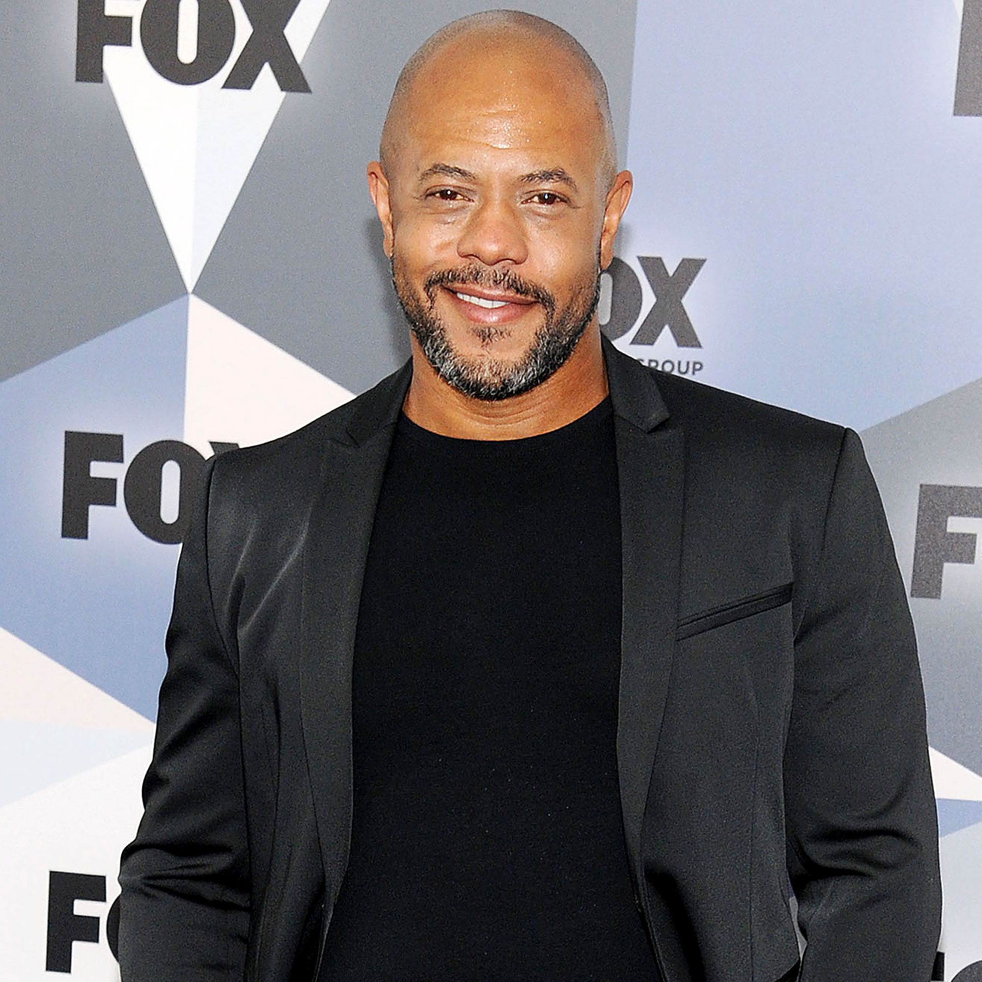 Rockmond Dunbar, TV Shows, Best Relationships, Star Ranked USA News, 2000x2000 HD Phone