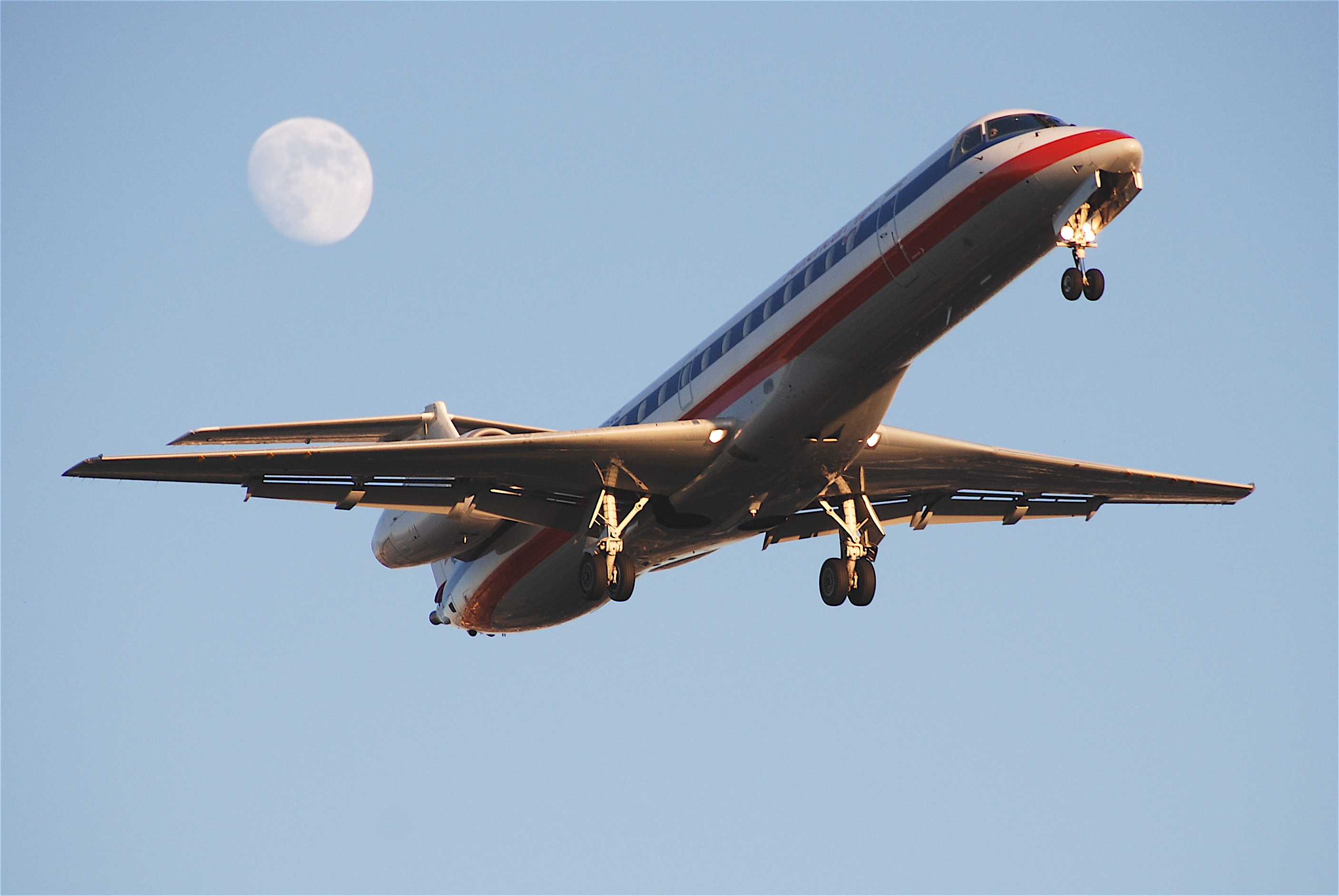 Embraer ERJ-145, Travels, Technical Data, History, Barrie Aircraft Museum, 2820x1890 HD Desktop