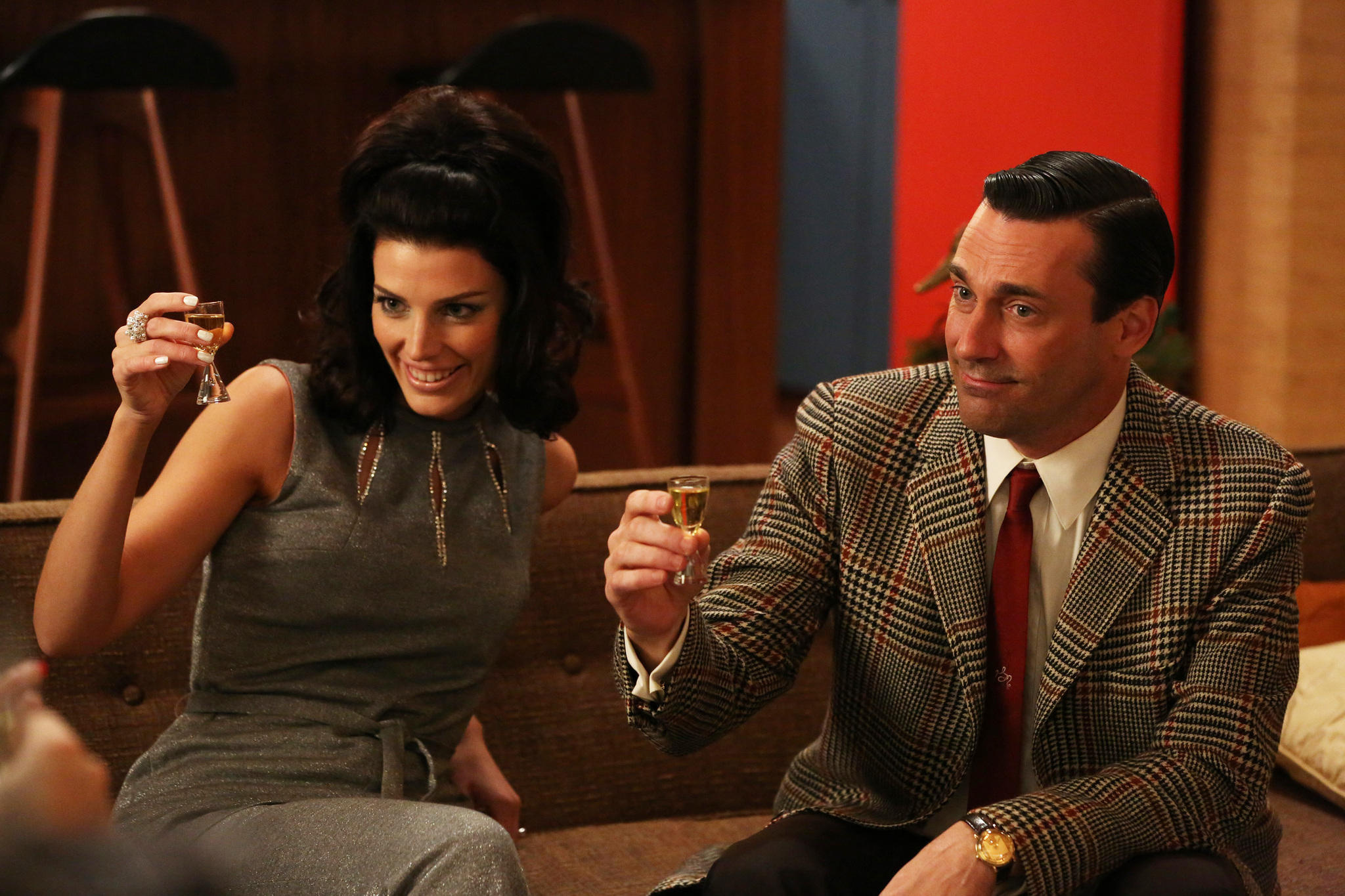 Mad Men TV series, Season 6 episode 1, The Doorway part 1, 2050x1370 HD Desktop