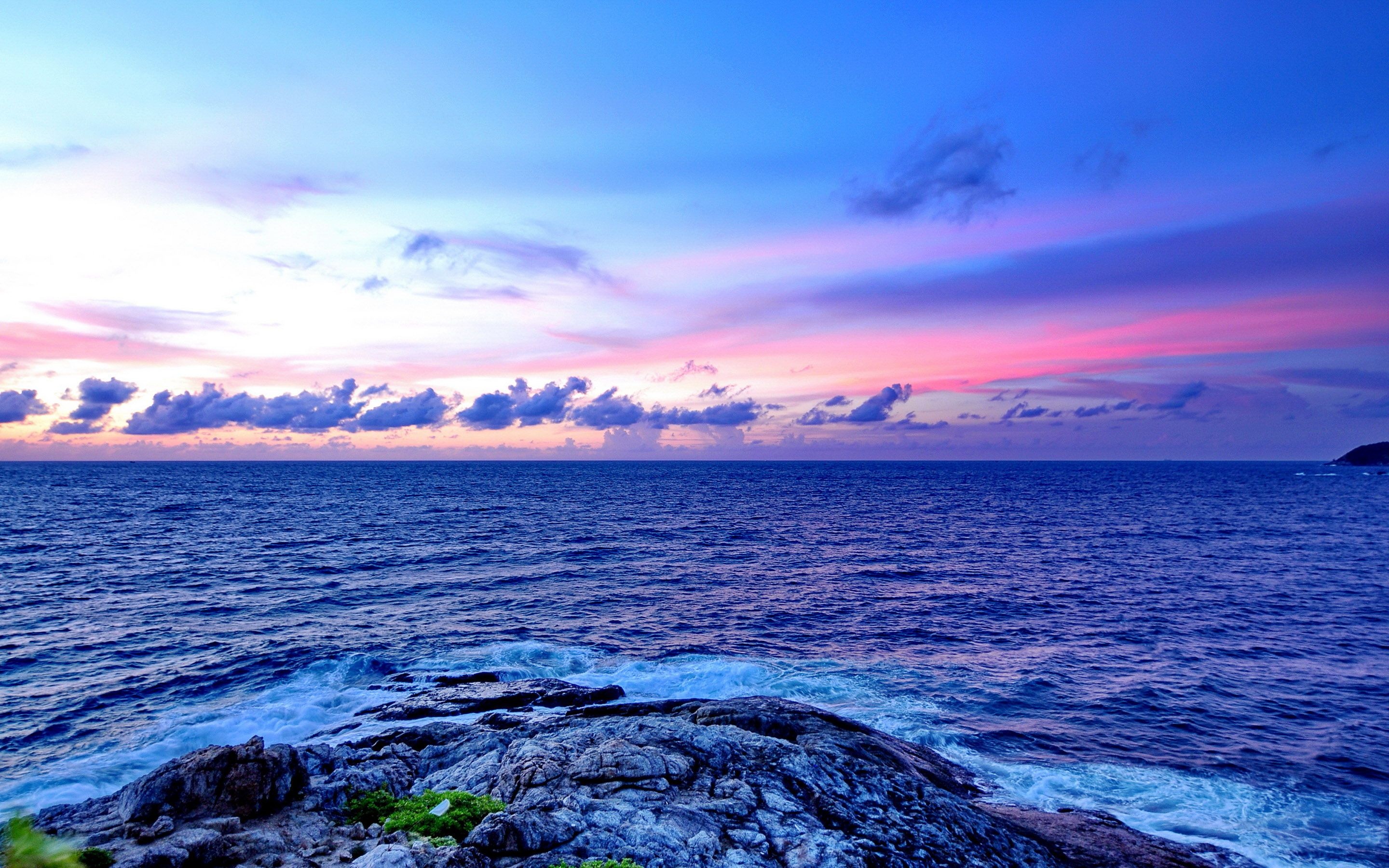 Ocean landscapes, Ethereal seascapes, Serene waters, Captivating views, 2880x1800 HD Desktop