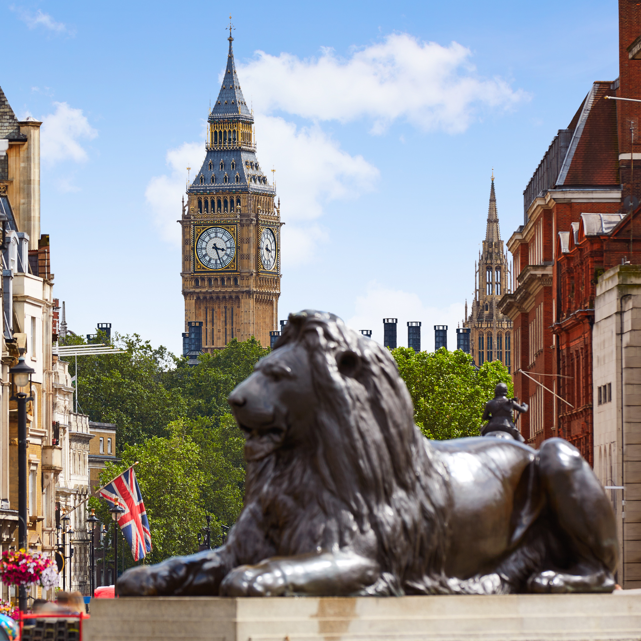 Trafalgar Square fame, Famous London attraction, Cultural heritage, Notable events, 2050x2050 HD Phone