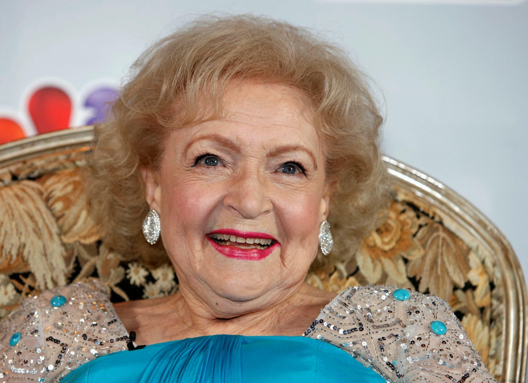 Betty White, Golden Girls, Iconic role, Tagesspiegel, 2050x1490 HD Desktop