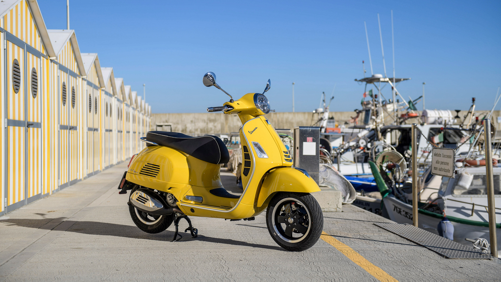 Vespa GTS Super 300, Euro 5 bonus, Motorrad statistics, Auto market, 1920x1080 Full HD Desktop