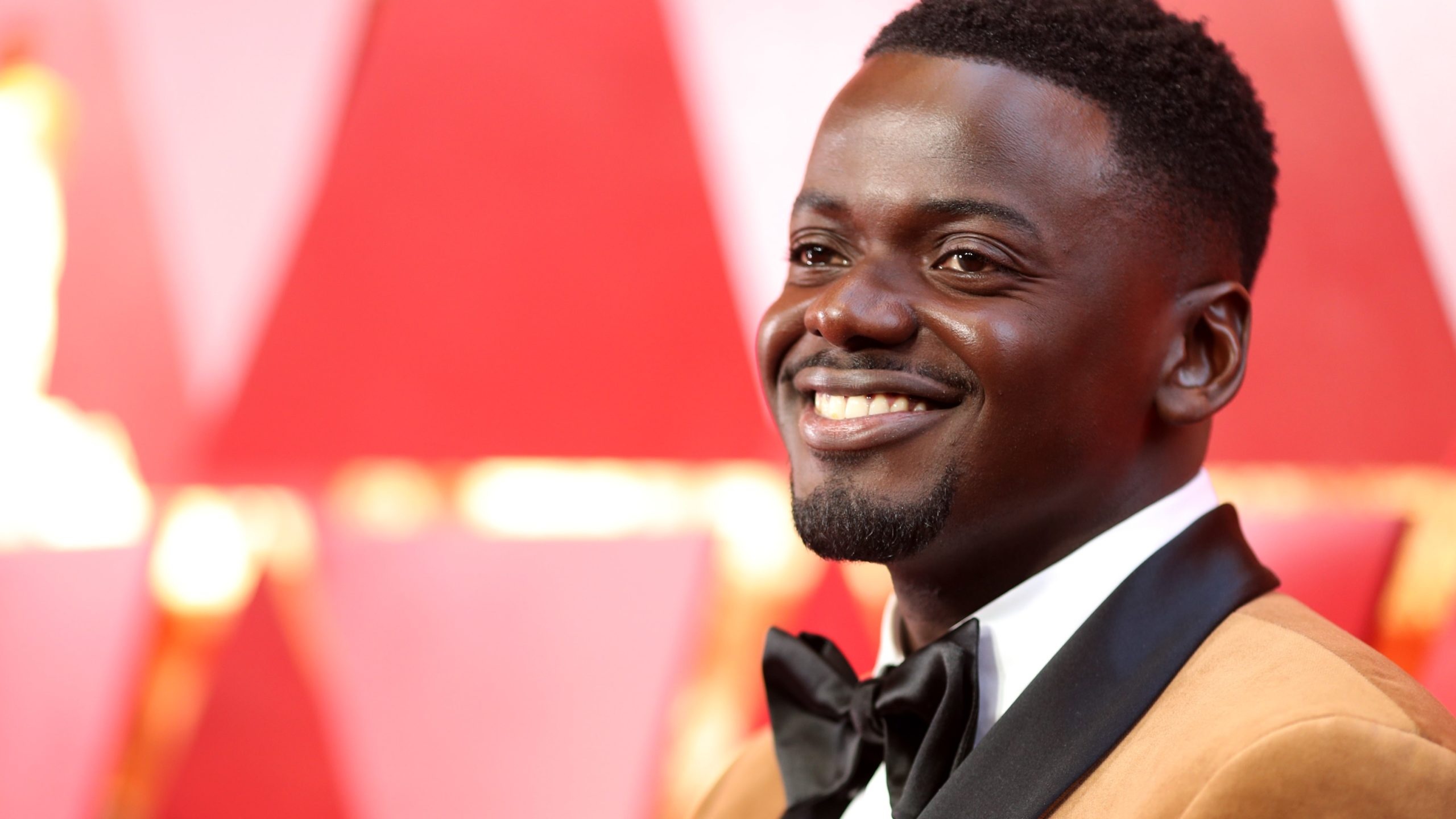 Daniel Kaluuya, Archives, Conversations about her, 2560x1440 HD Desktop