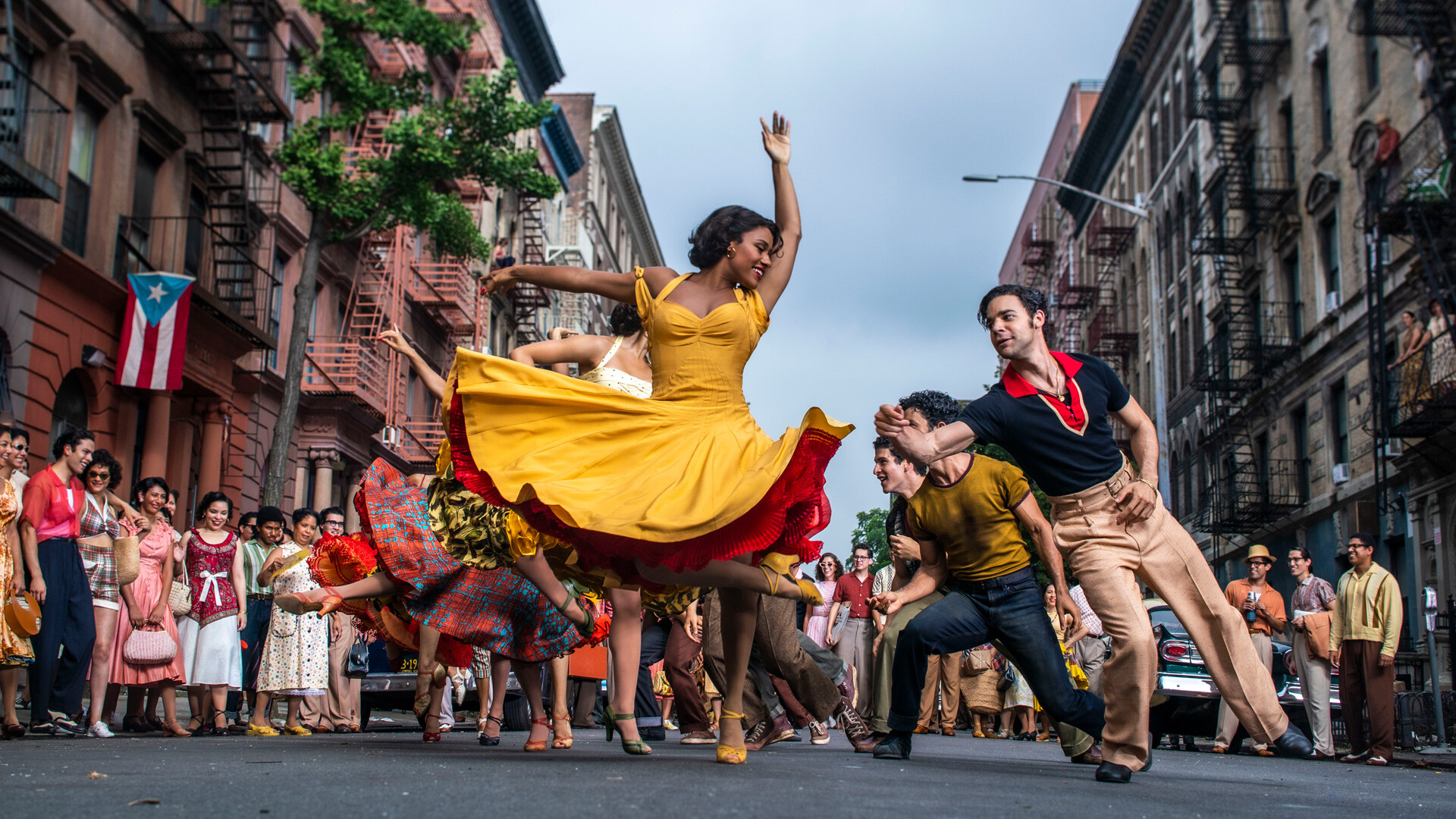 West Side Story (2021), Rave reviews, Spectacular production, Musical brilliance, 1920x1080 Full HD Desktop