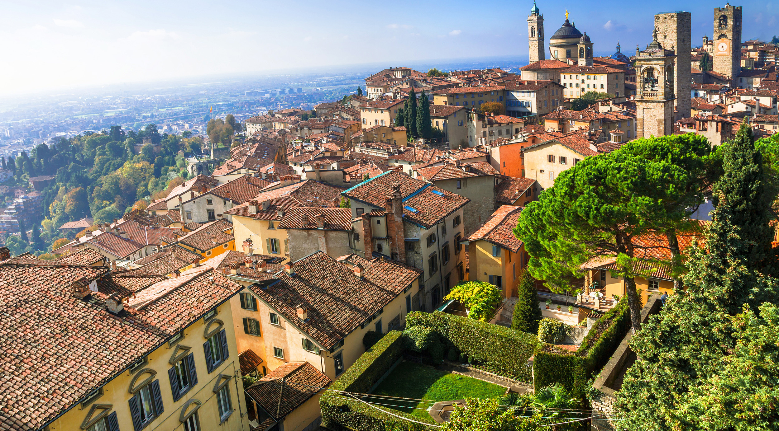 Eat local, Bergamo, Culinary experiences, Authentic cuisine, 2500x1390 HD Desktop