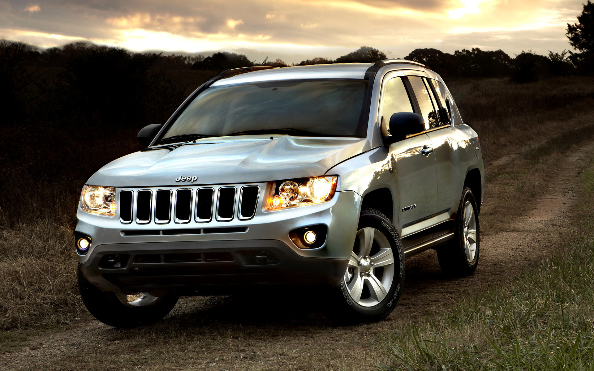 Jeep Compass 2010, High-resolution wallpapers, HD quality, Impressive detail, 1920x1200 HD Desktop