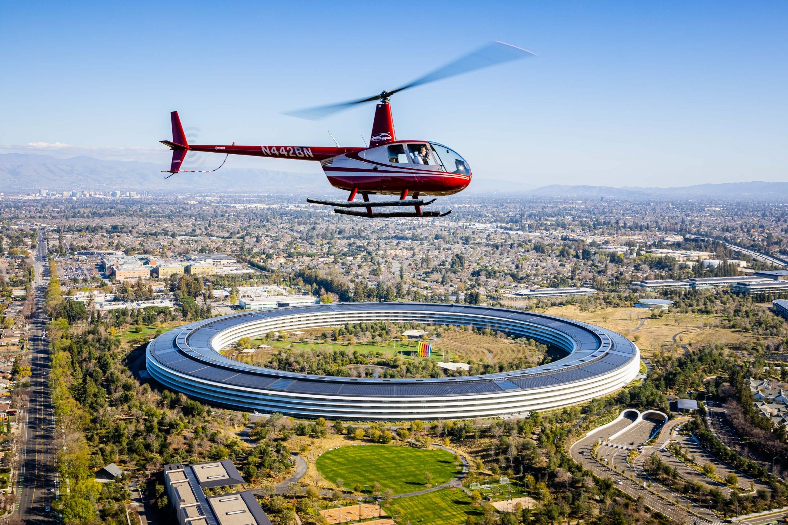 Robinson Helicopters, Aerial Photography, Toby Harriman, 2560x1710 HD Desktop