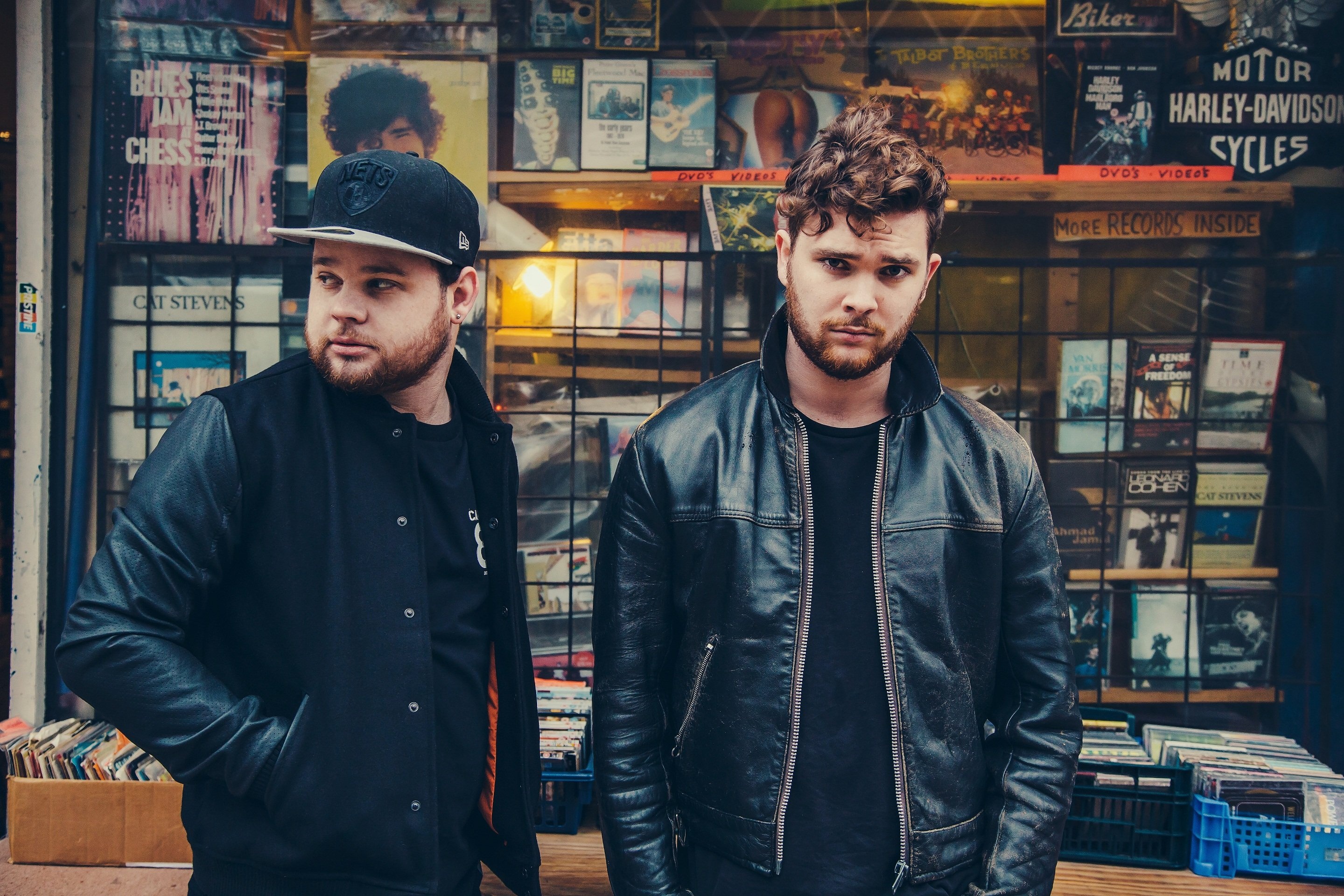 Royal Blood, Innovative rock sound, Experimental musicality, Dynamic stage show, 2880x1920 HD Desktop