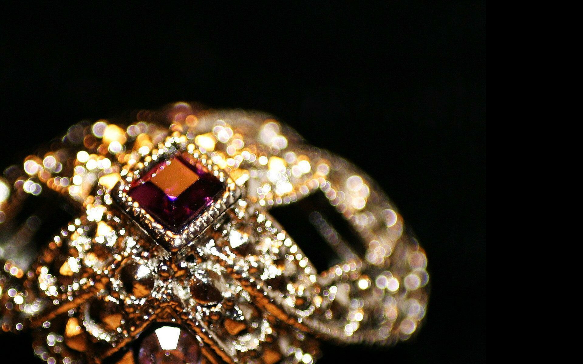 Radiant jewels, Precious gemstones, Dazzling brilliance, Exquisite craftsmanship, 1920x1200 HD Desktop