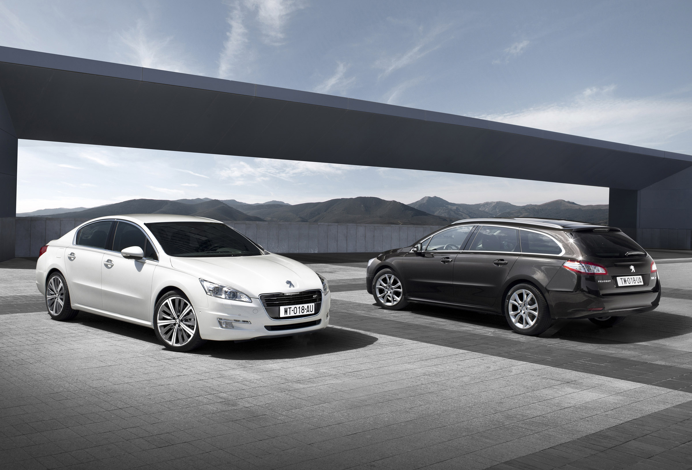 2011 Sedan vs 2011 Station Wagon, Peugeot 508 Wallpaper, 2400x1640 HD Desktop