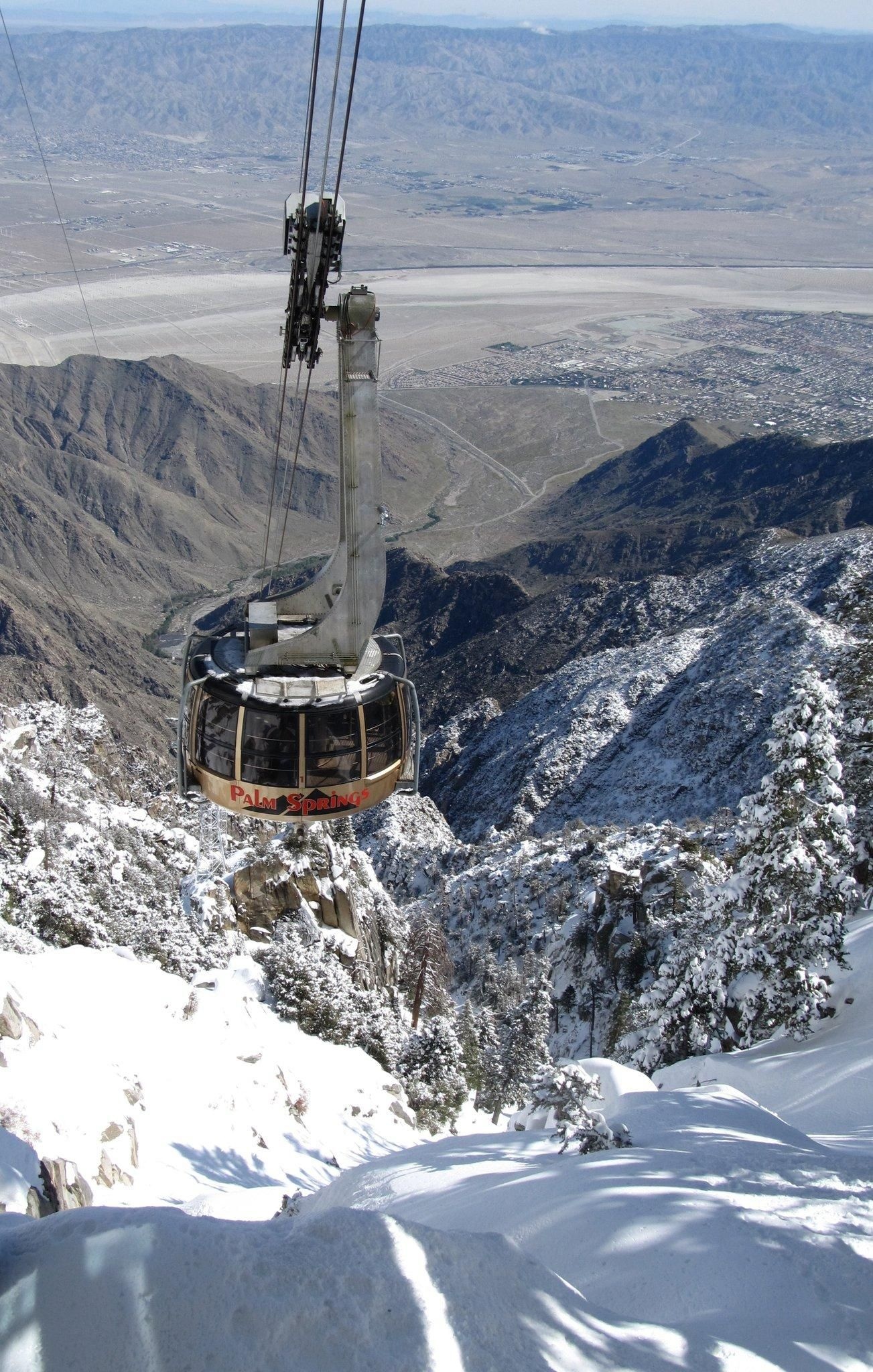 Aerial Tramway, Palm springs tram, California palm springs, Tram, 1310x2050 HD Phone