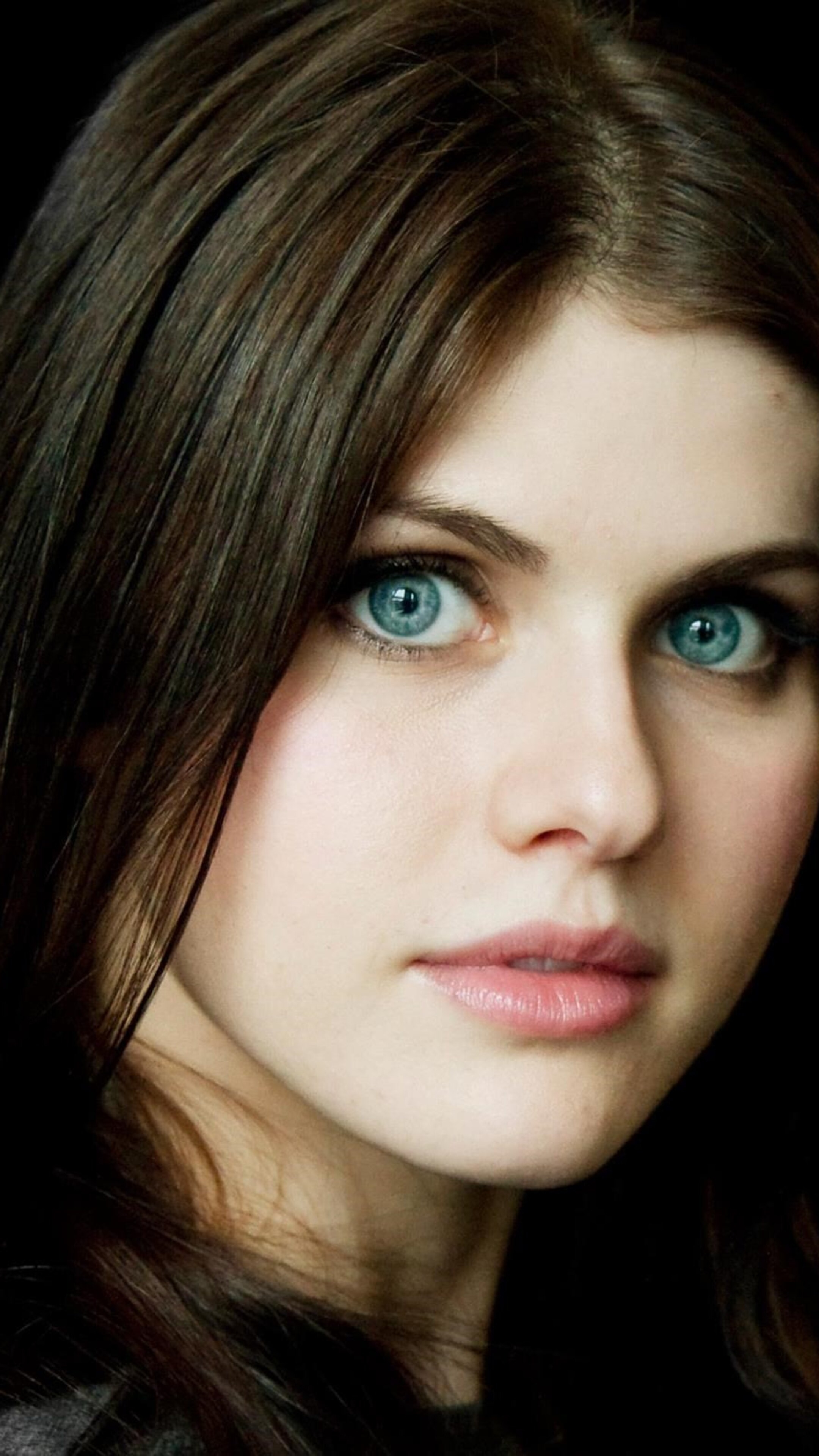 Baywatch movie, Alexandra Daddario, Wallpapers, Backgrounds, 2160x3840 4K Phone