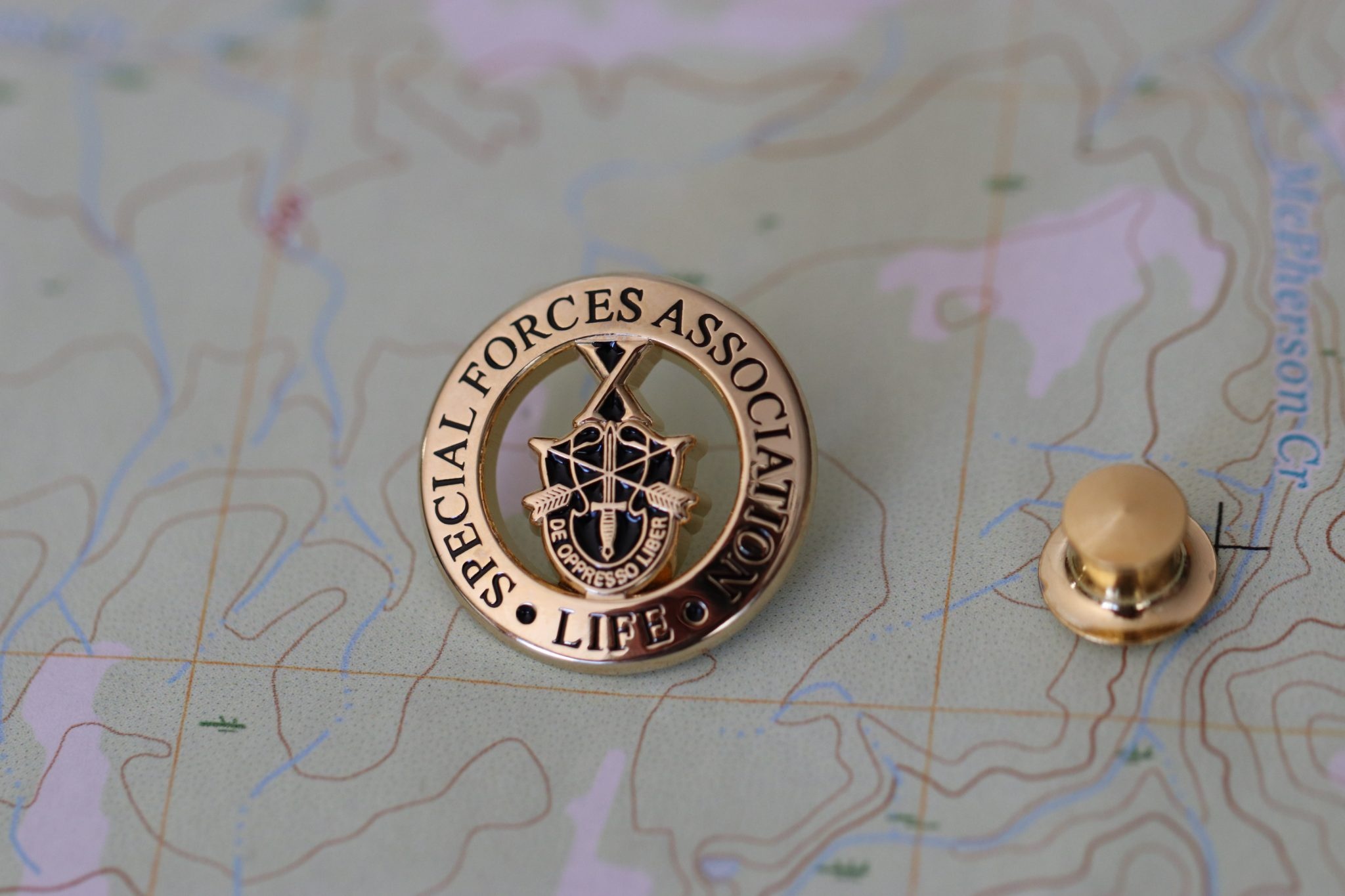 SFA Life, Lapel Pin Wallpaper, 2050x1370 HD Desktop