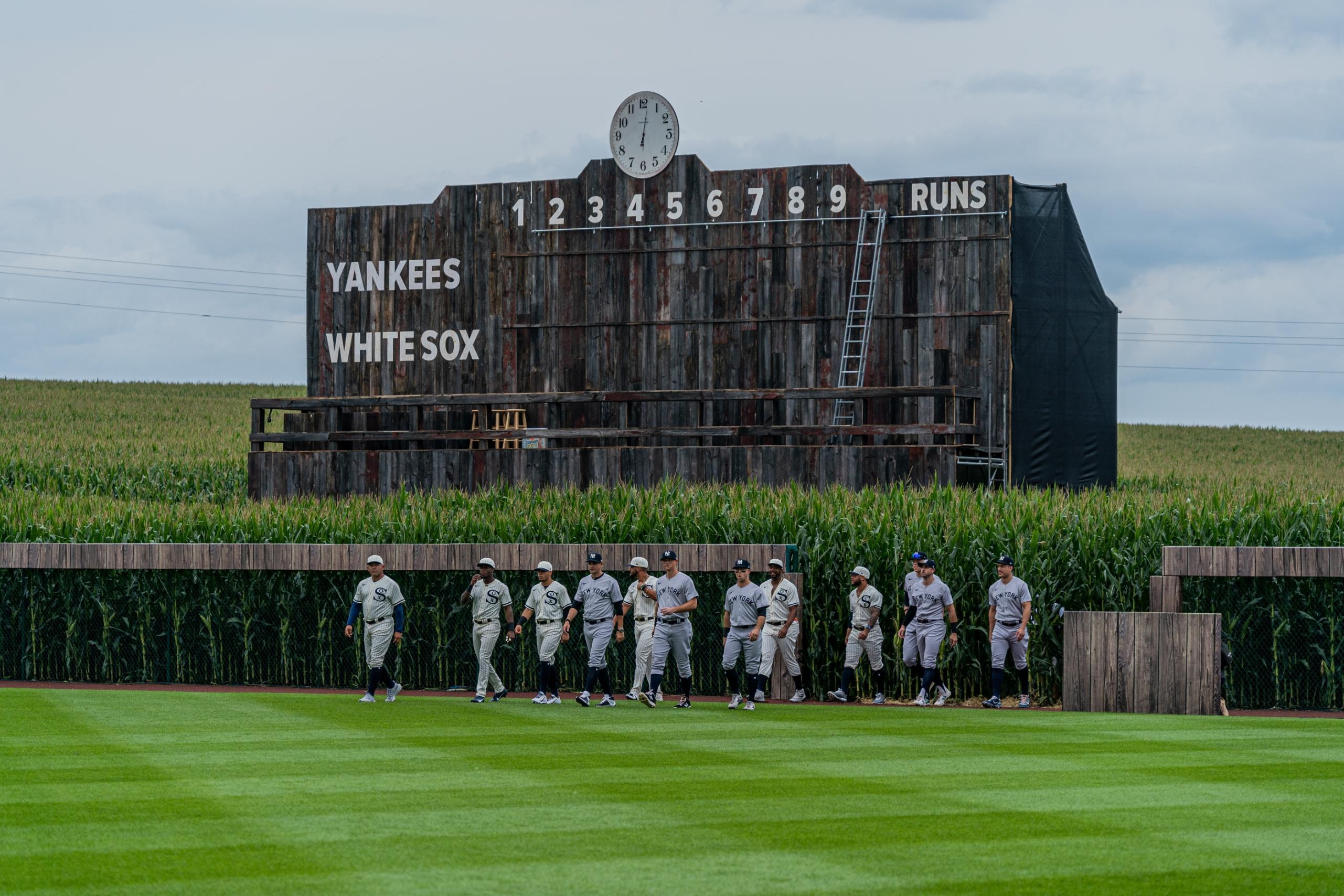 Dyersville Field of Dreams, Official MLB game, 2570x1710 HD Desktop