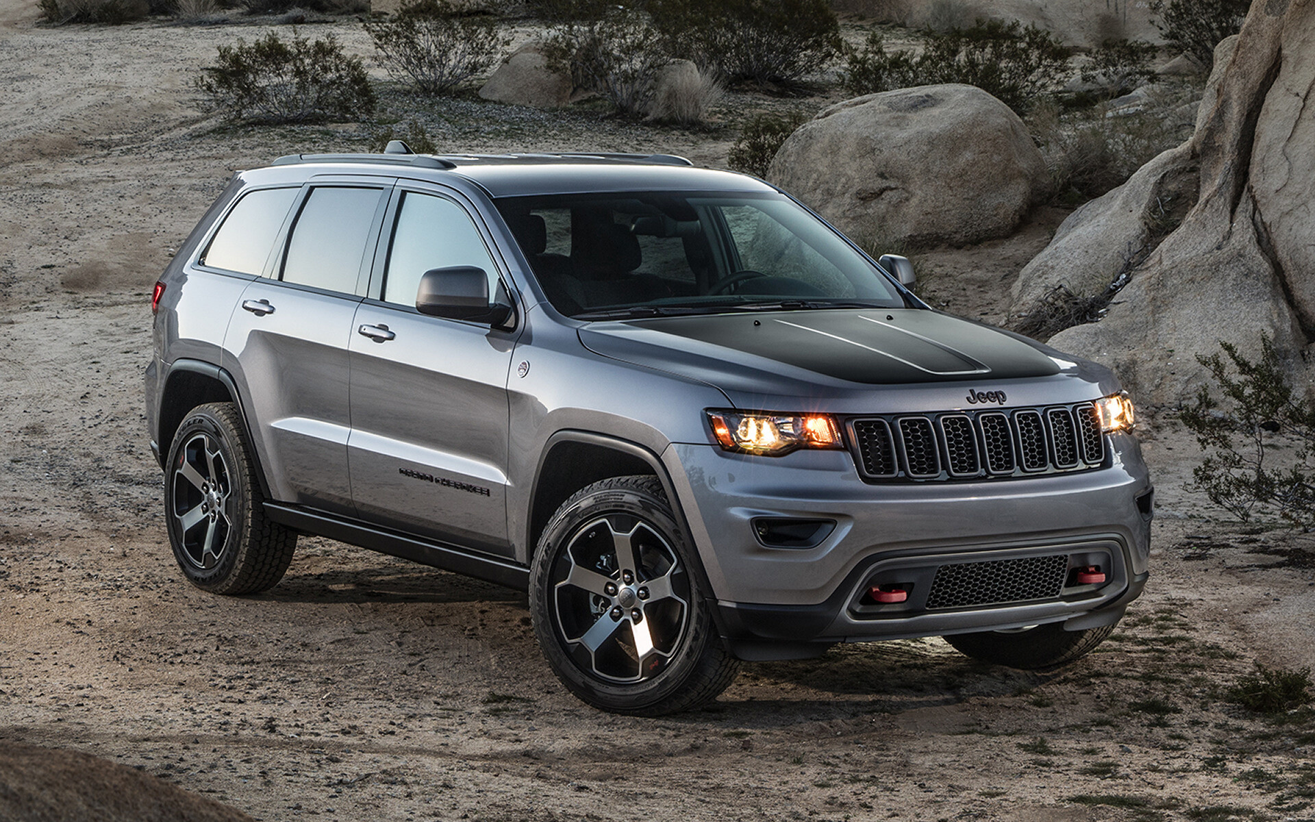 Jeep Grand Cherokee, Trailhawk edition, Striking wallpapers, Car pixel, 1920x1200 HD Desktop