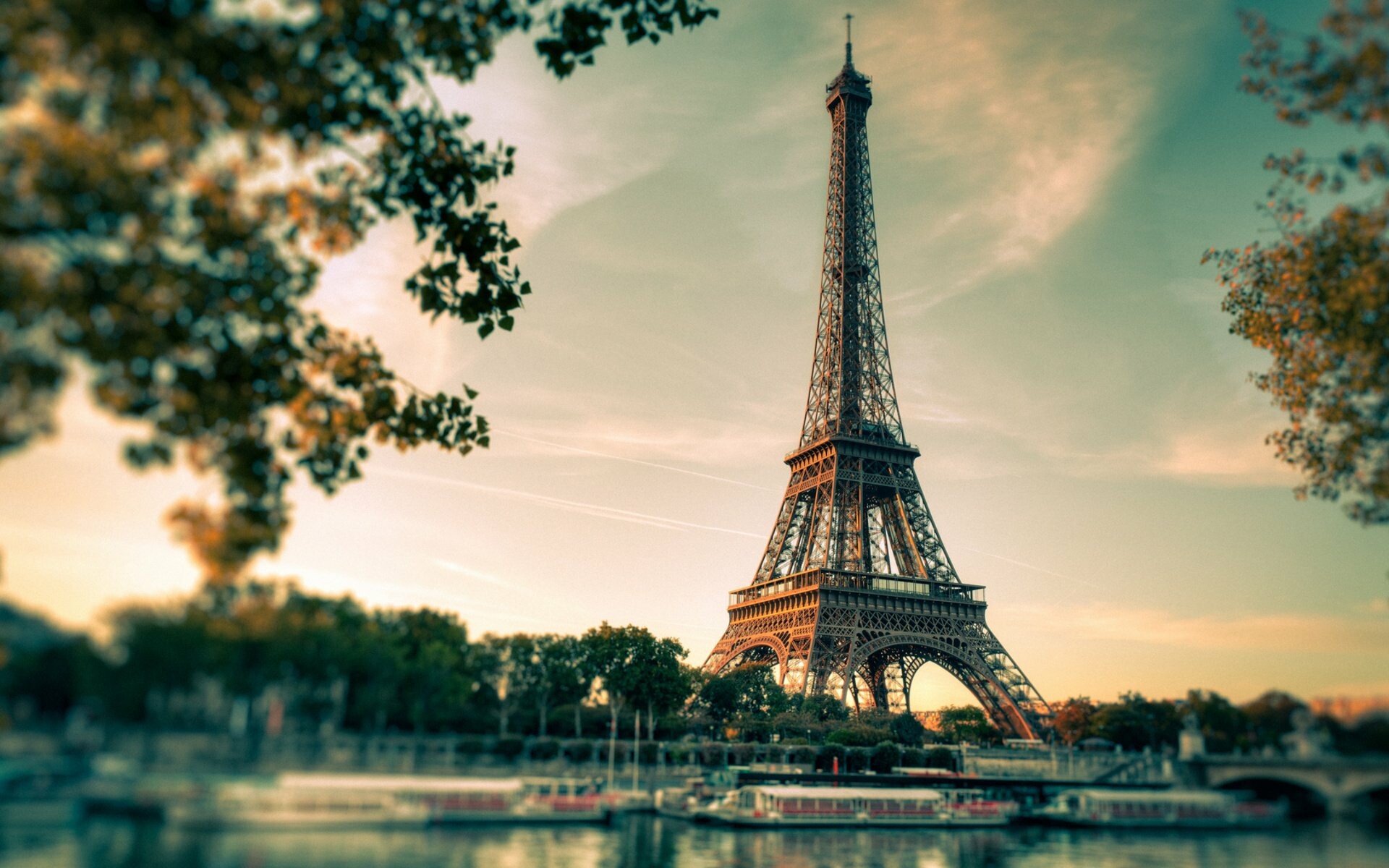 Eiffel Tower HD wallpapers, Background images, 1920x1200 HD Desktop