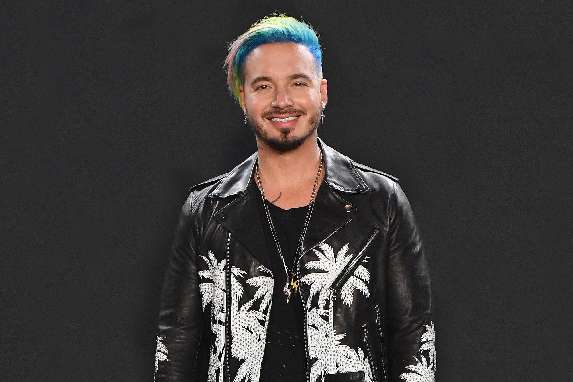 J Balvin background image, HD wallpaper, J Balvin, Reggaeton, 2000x1340 HD Desktop