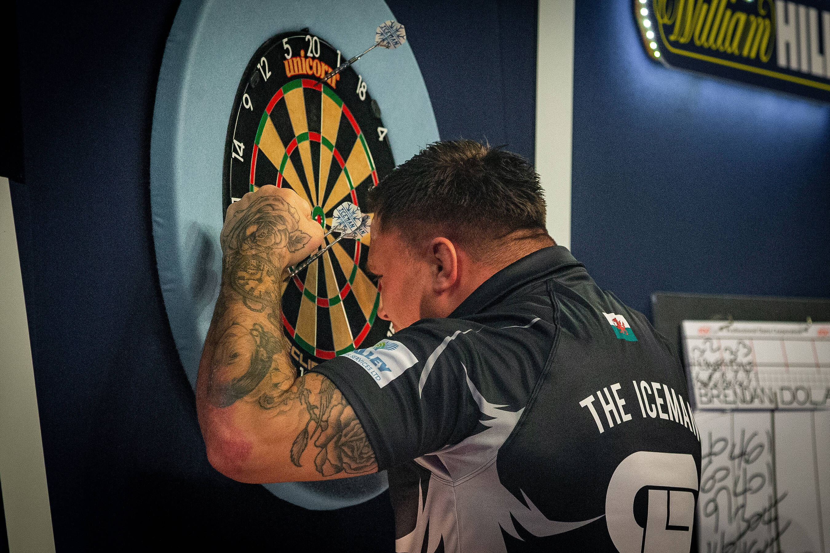 Gerwyn Price, Darts Wallpaper, 2700x1800 HD Desktop