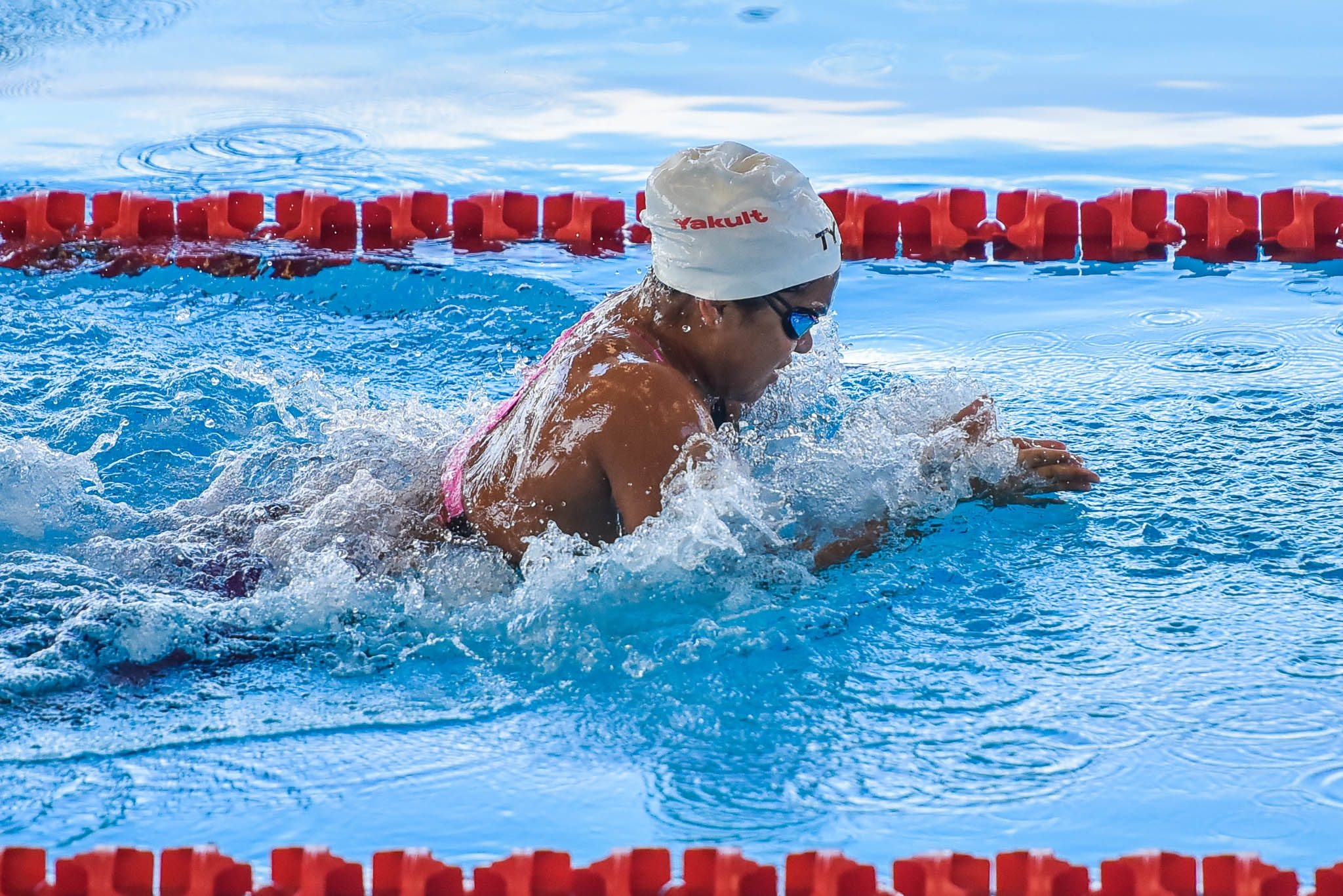 Thanya Dela Cruz, Breaststroke Wallpaper, 2050x1370 HD Desktop