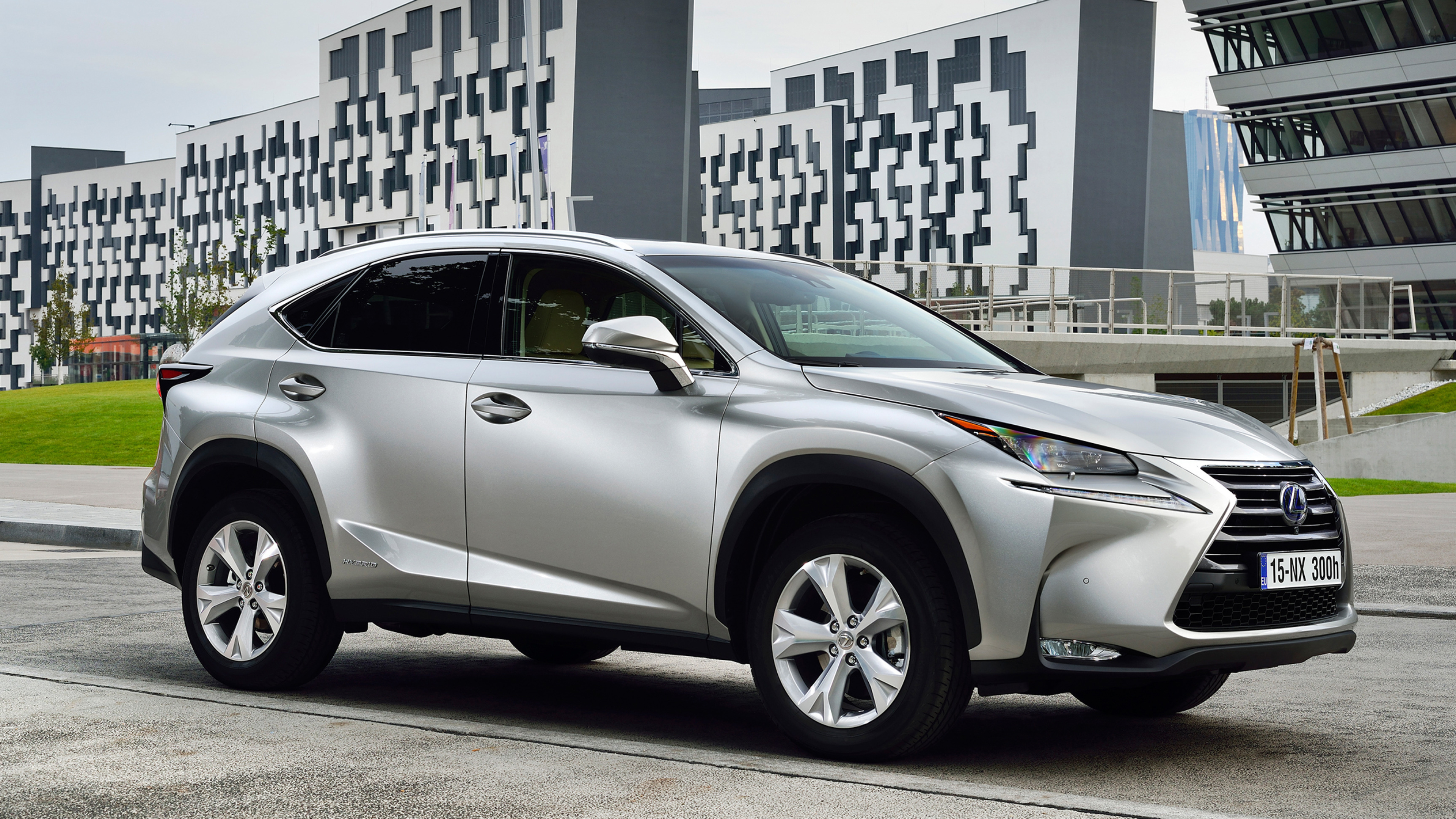 Lexus NX, Sleek and stylish, Cutting-edge technology, Dynamic performance, 3840x2160 4K Desktop