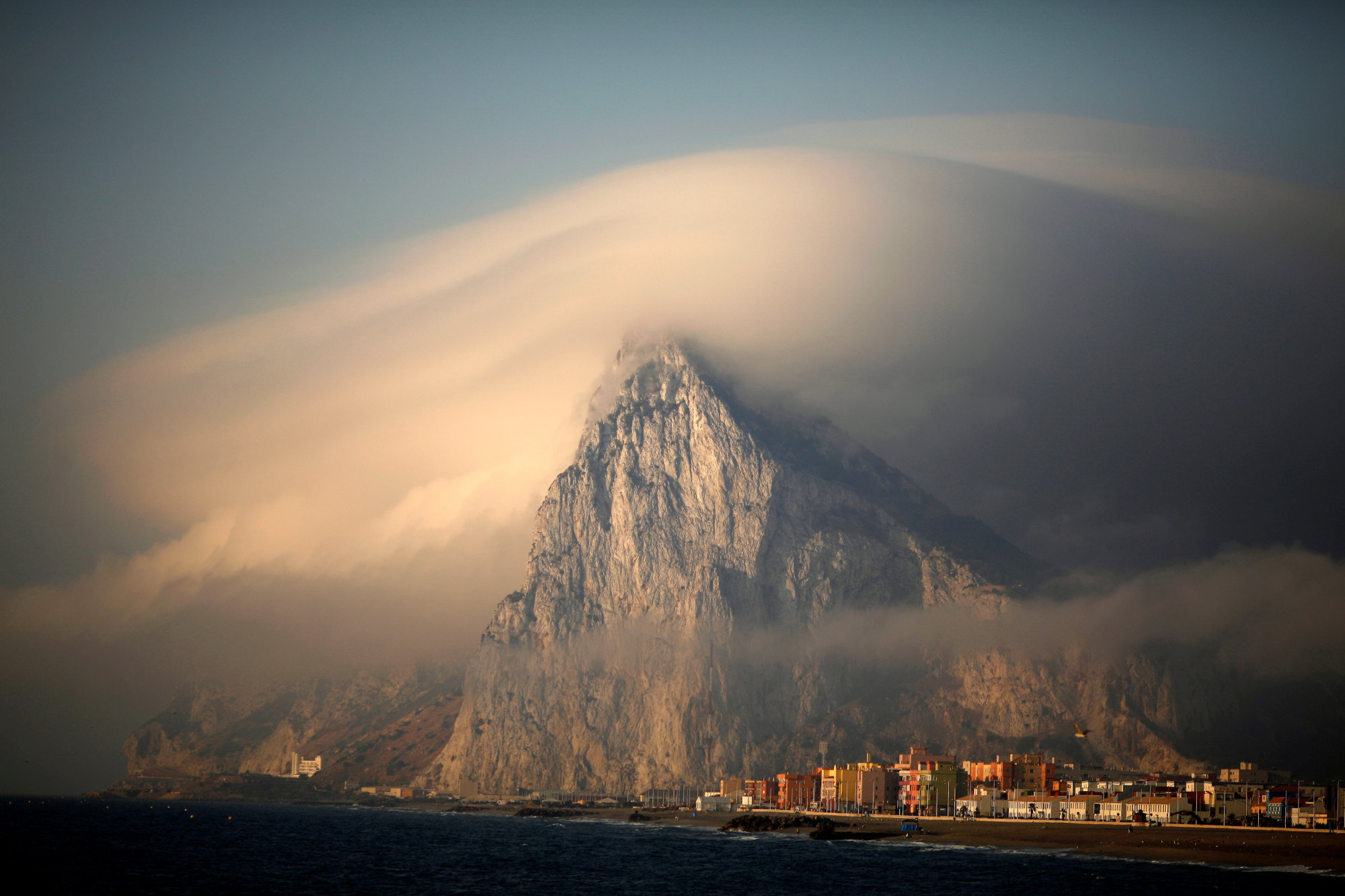 Spain, Gibraltar, Quixotic warship, Incident, 2000x1340 HD Desktop