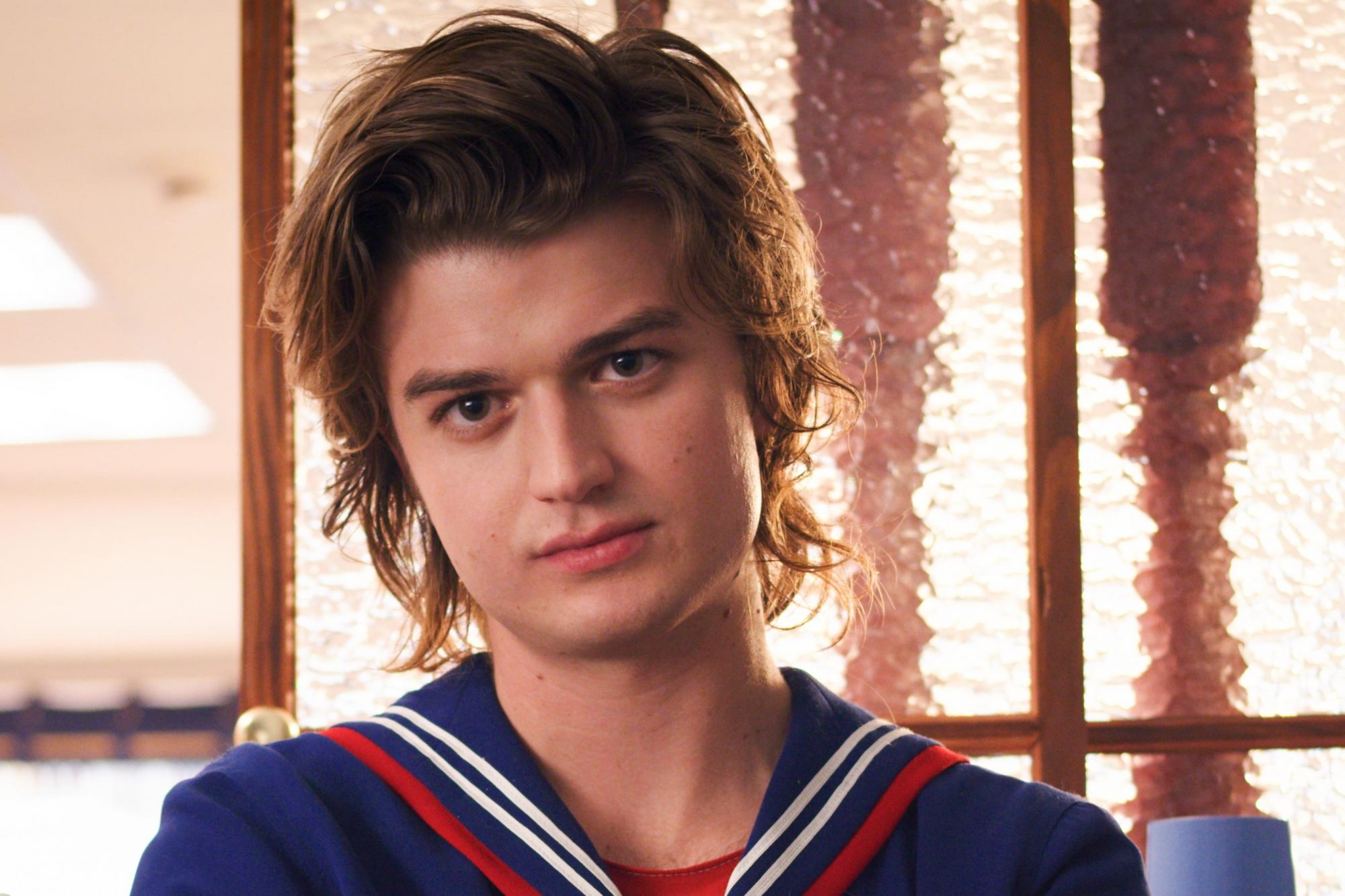 Joe Keery, Stranger Things 3, Steve's character development, Plot twists, 2000x1340 HD Desktop