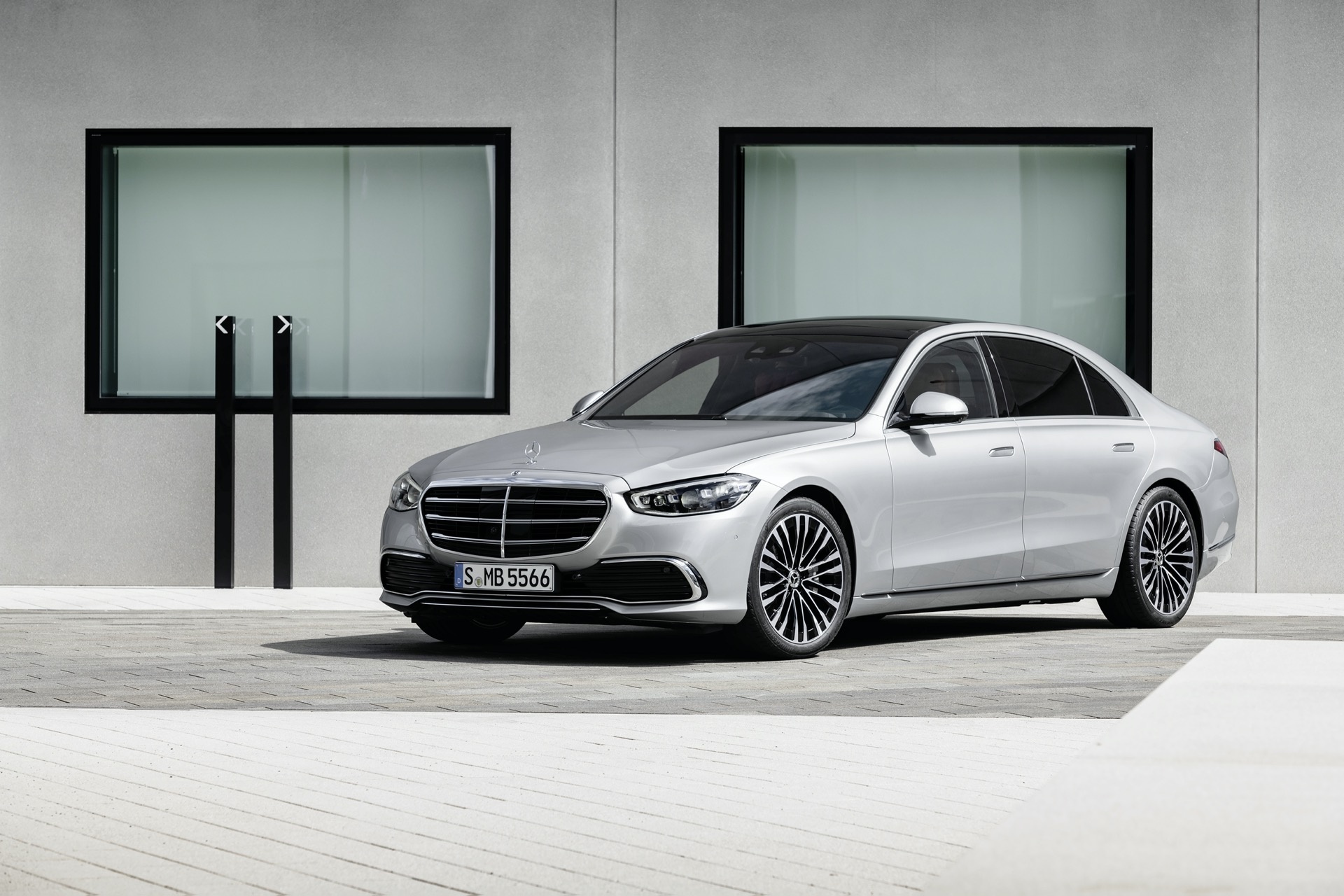 Mercedes-Benz S-Class, New generation revealed, Sleek and stylish, Luxury car, 1920x1280 HD Desktop