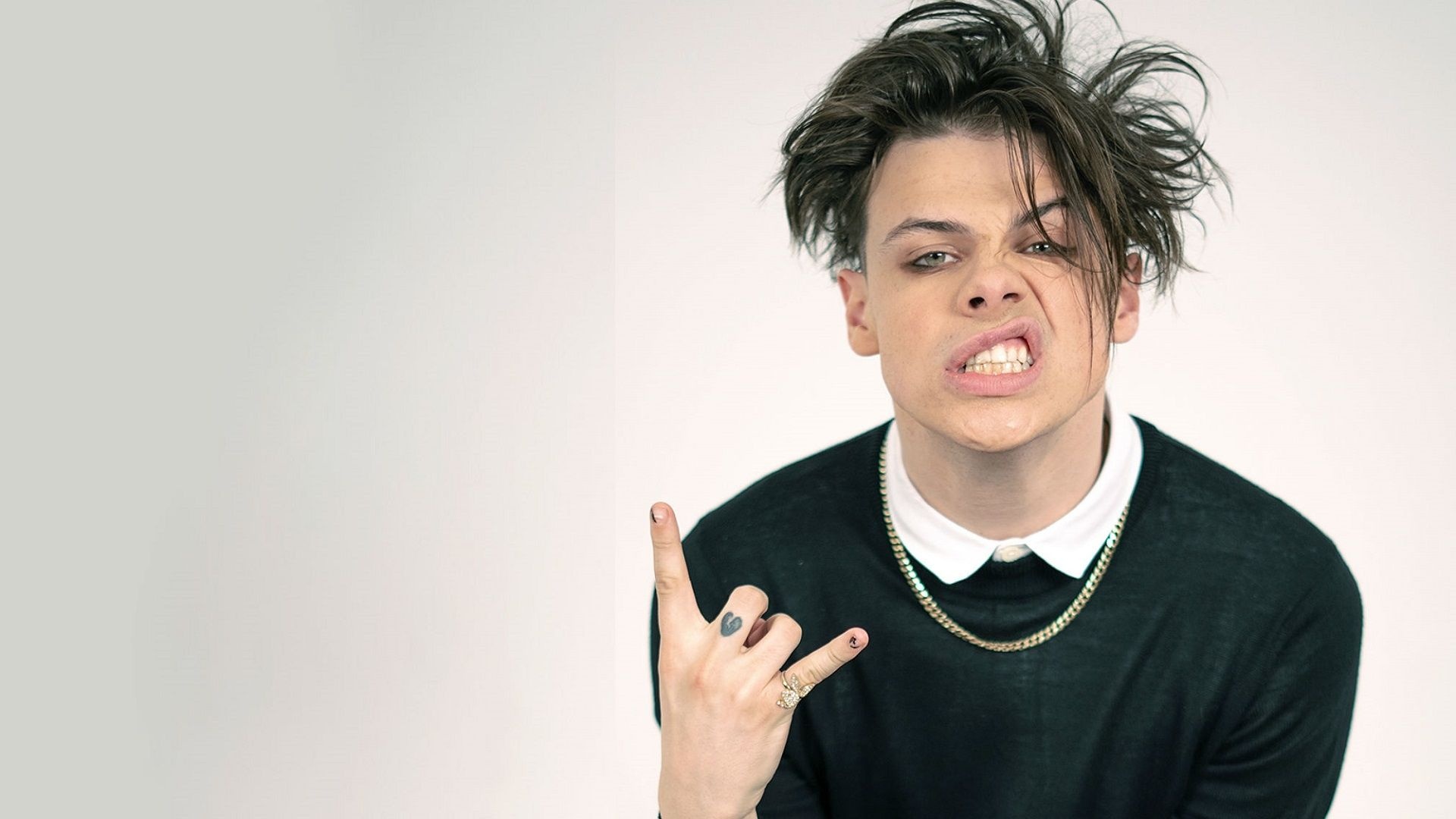 Yungblud, Music, Energetic performances, British artist, 1920x1080 Full HD Desktop