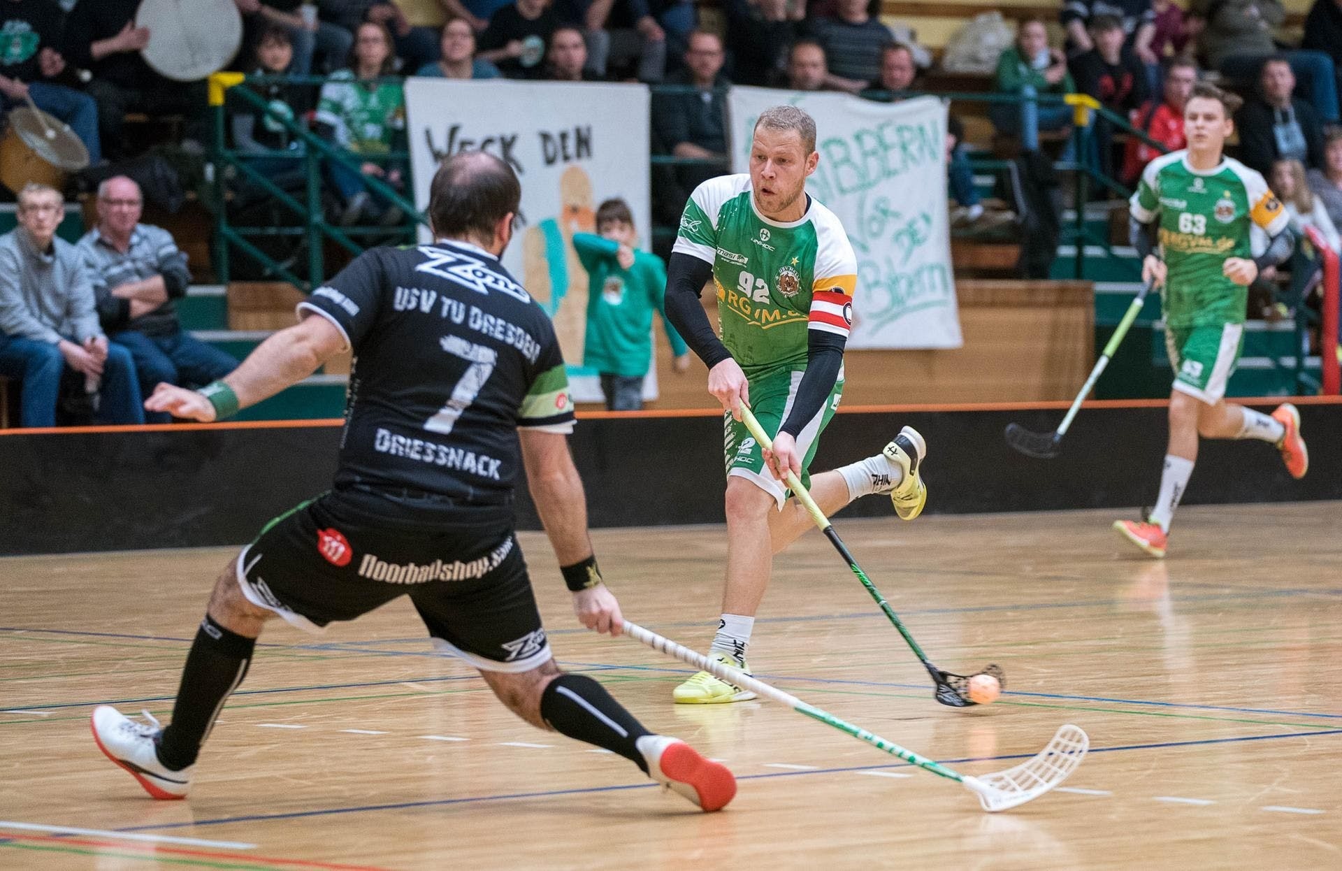 Floorball playoffs, Kay BL, Saalebiber team, Sports pressure, 1920x1250 HD Desktop