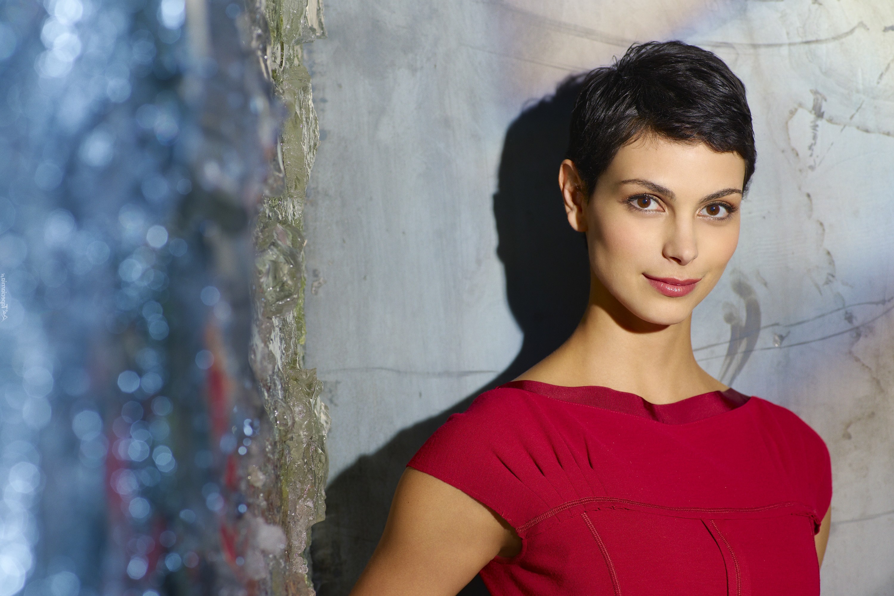 Visitor Queen, Morena Baccarin Wallpaper, 3000x2000 HD Desktop