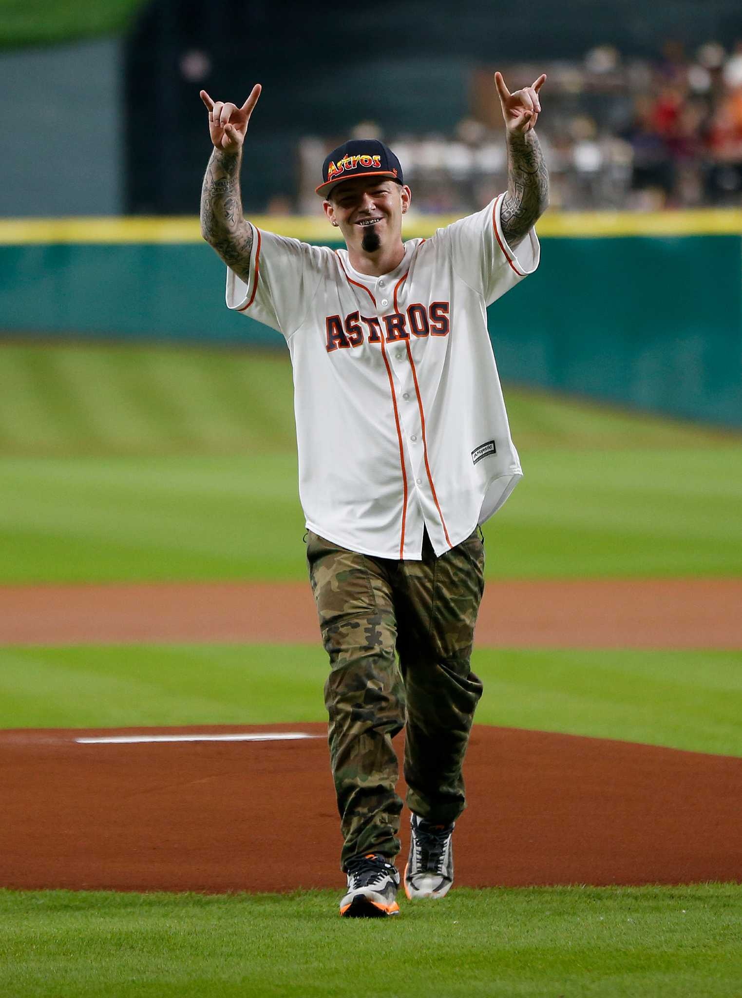 Paul Wall rapper, Astros fandom, Houston pride, Hip-hop fashion, 1530x2050 HD Phone