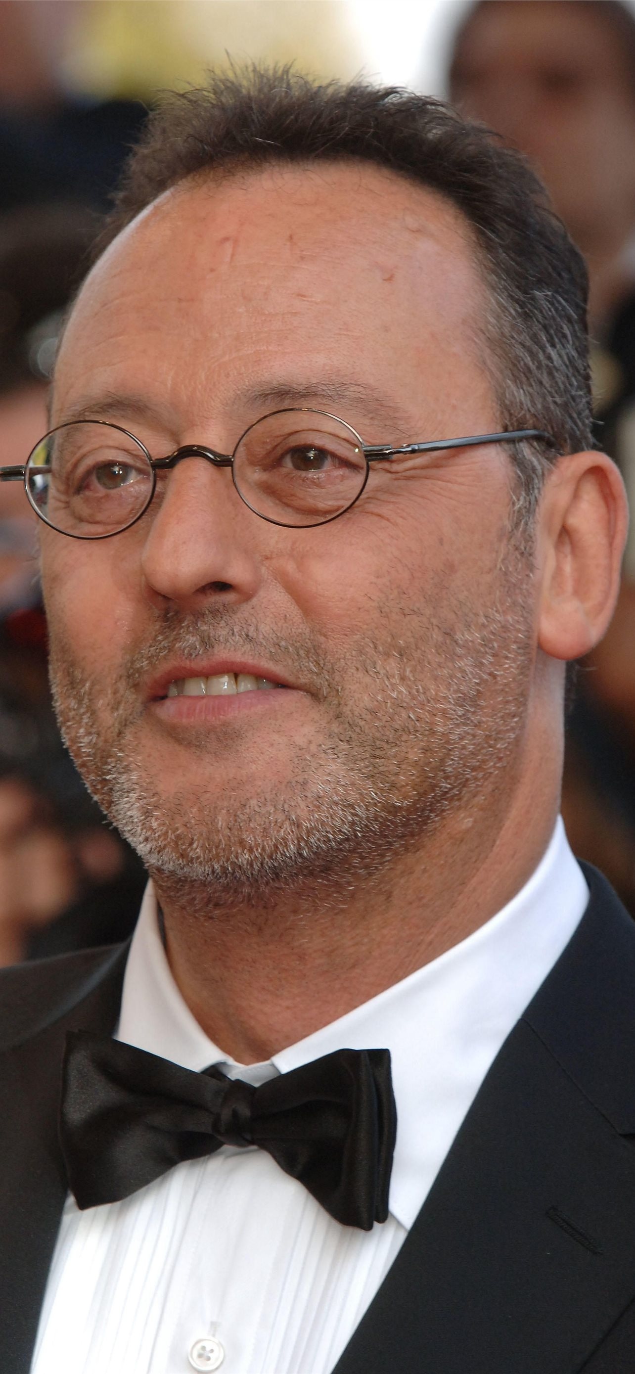 Jean Reno, Movie legend, Creative process, The Doorman, 1290x2780 HD Phone