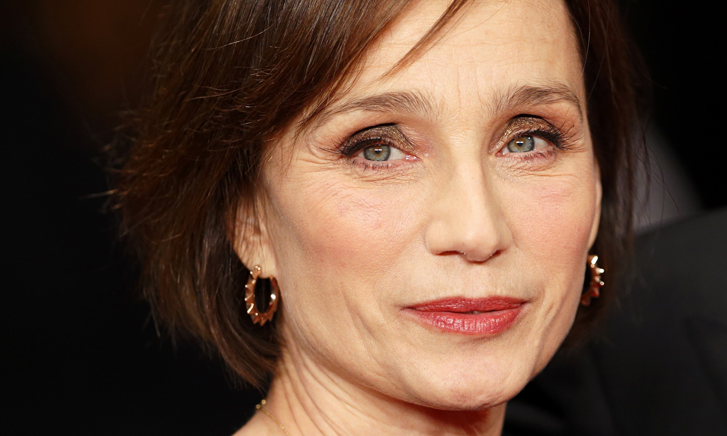 Kristin Scott Thomas, Free wallpapers, Stunning visuals, Various pictures, 2550x1530 HD Desktop